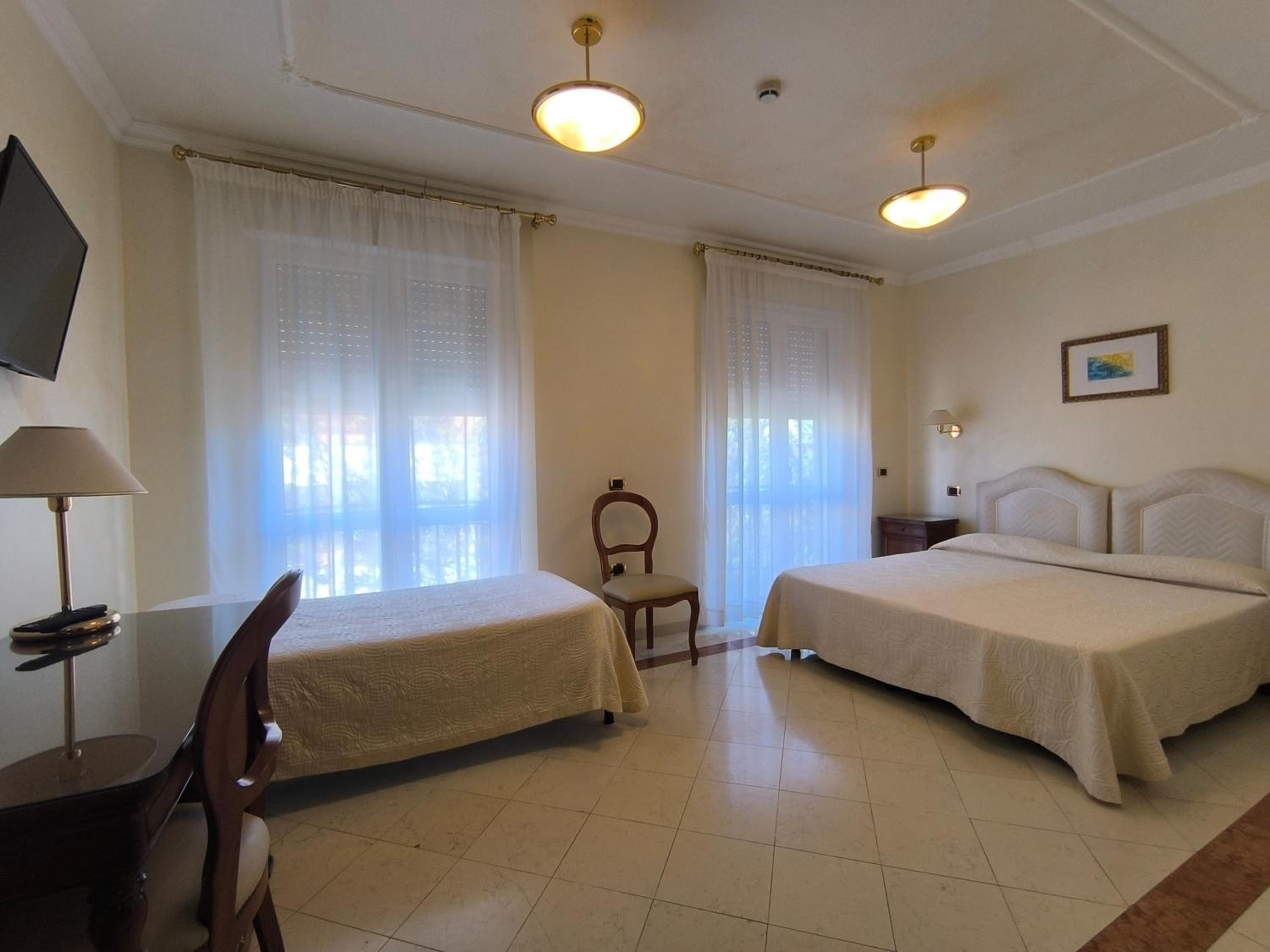 Triple Room - Photo 3
