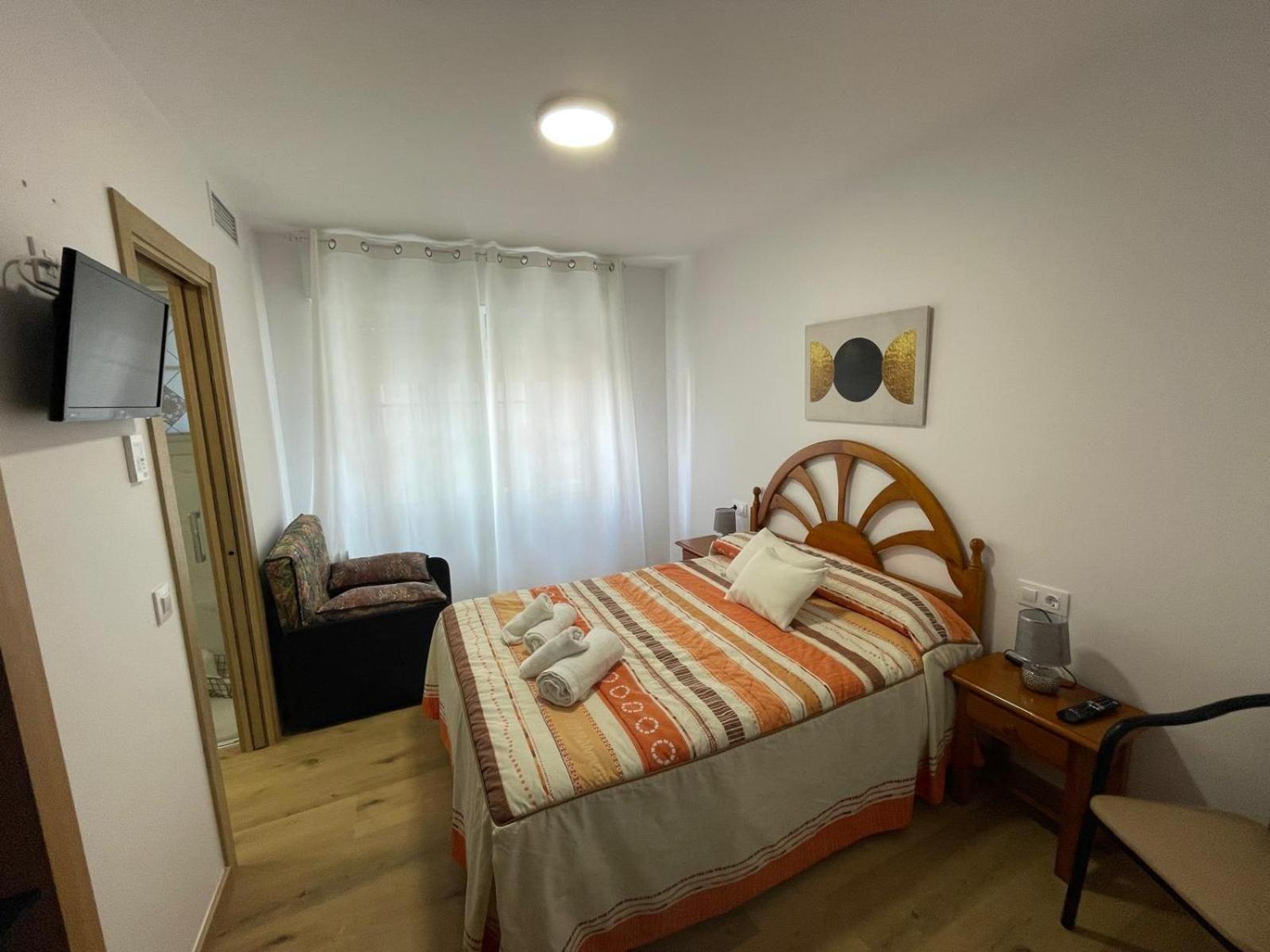 Double or Twin Room - Photo 2