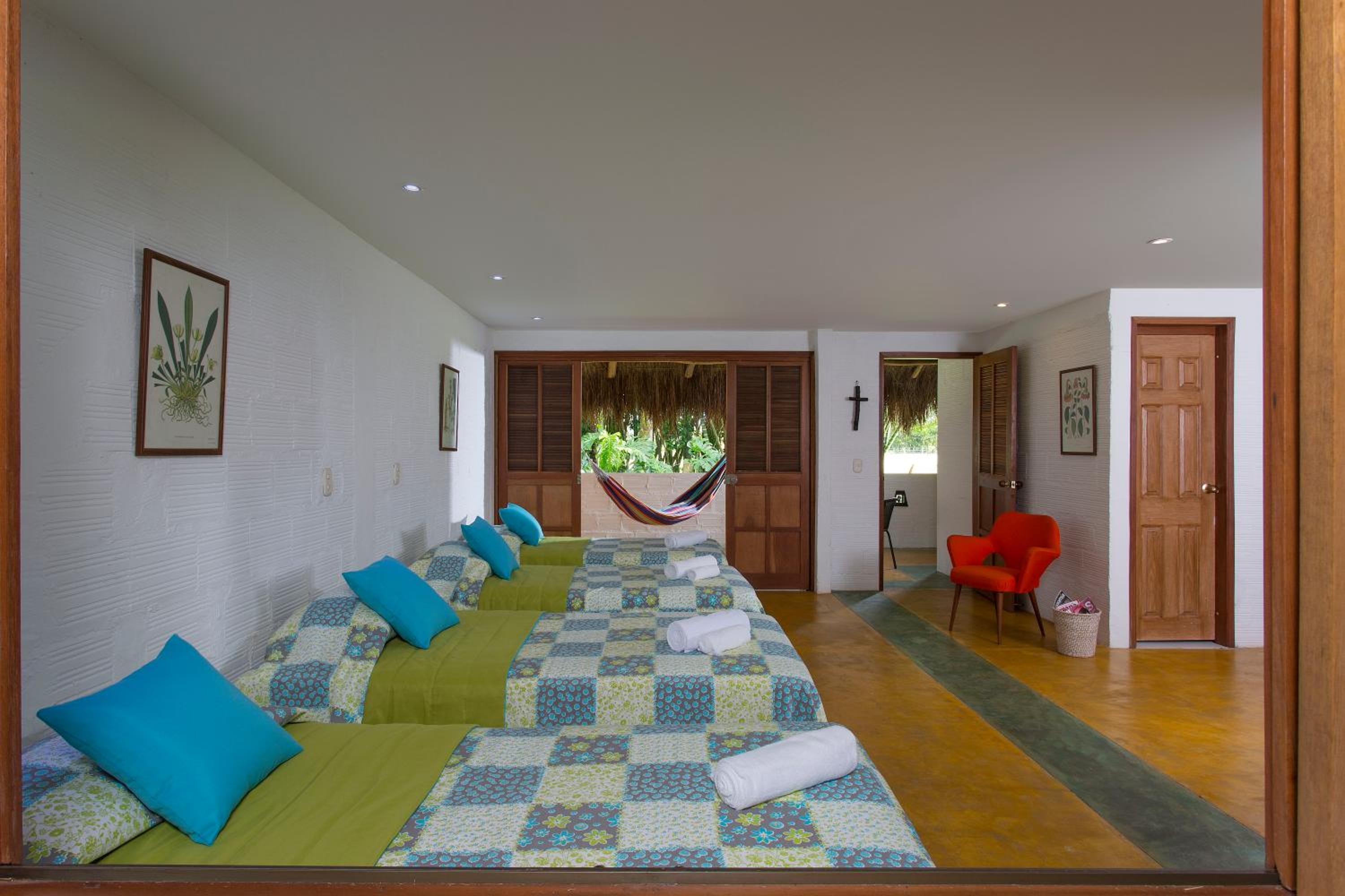 Quadruple Room with Garden View photo 3