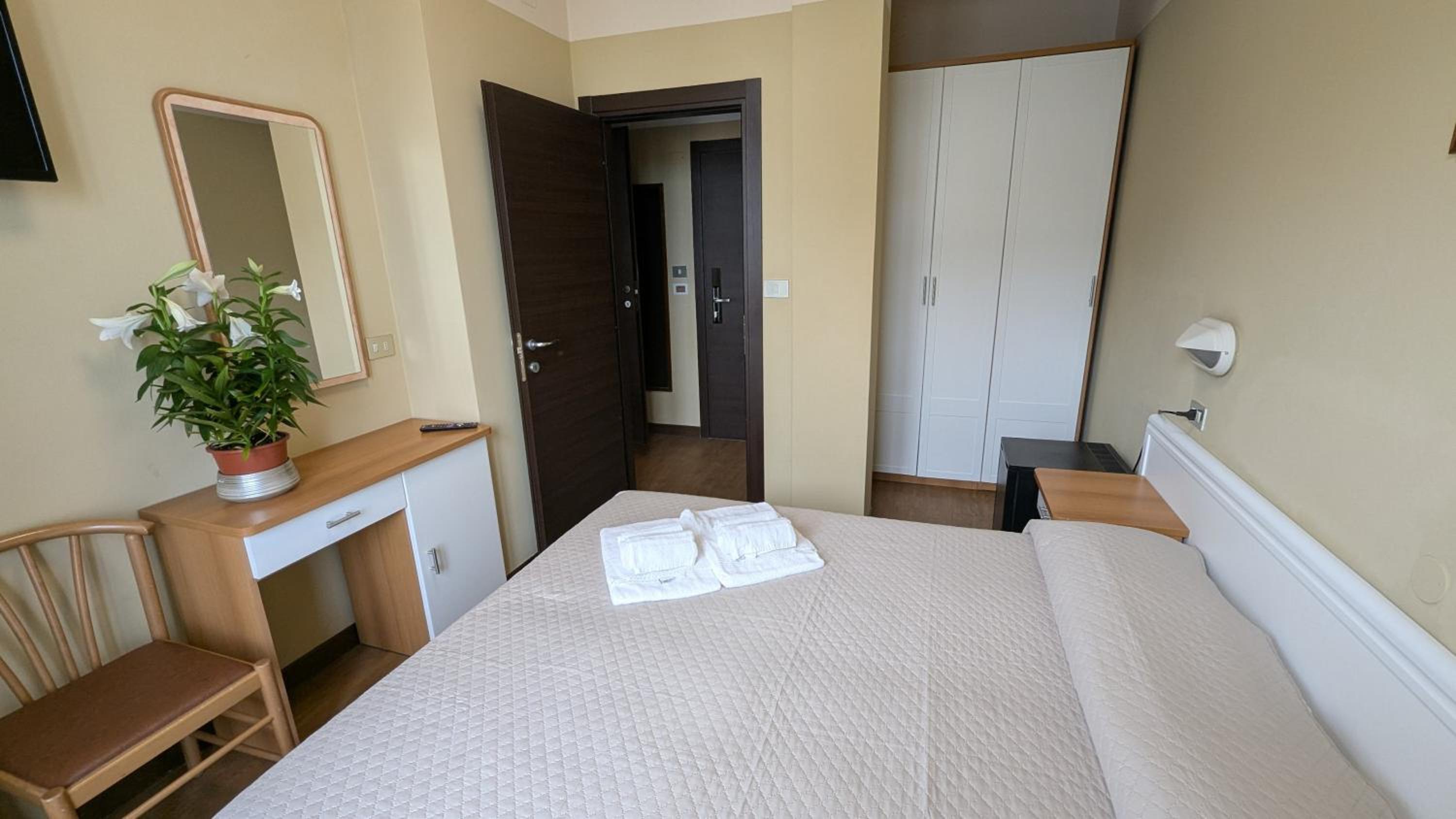 Quadruple Room with Sea View