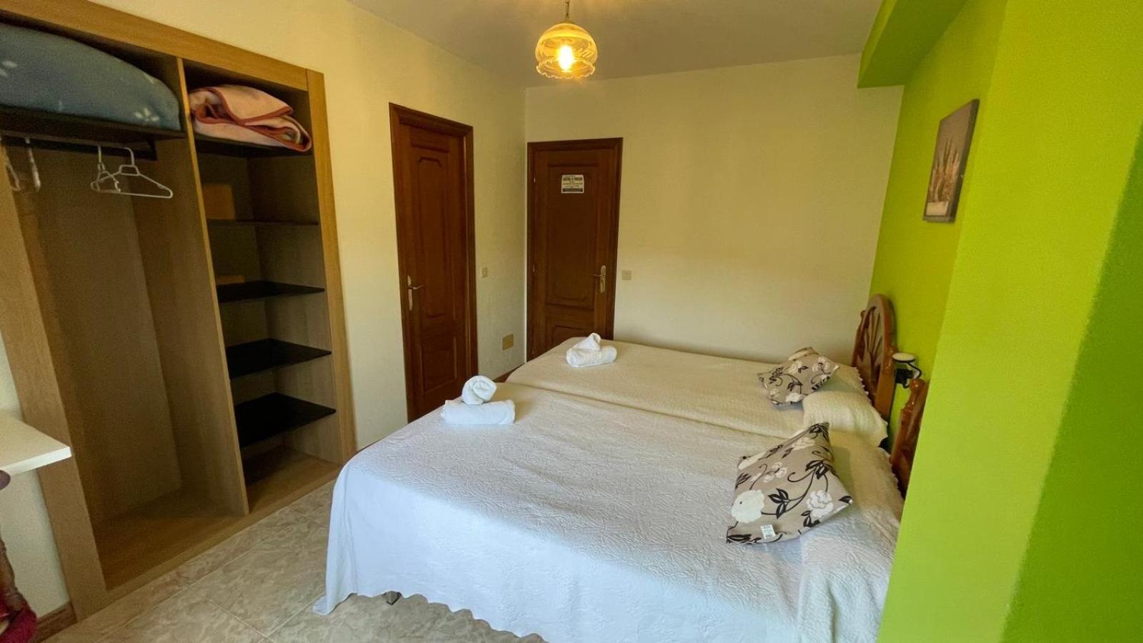 Double or Twin Room - Photo 5