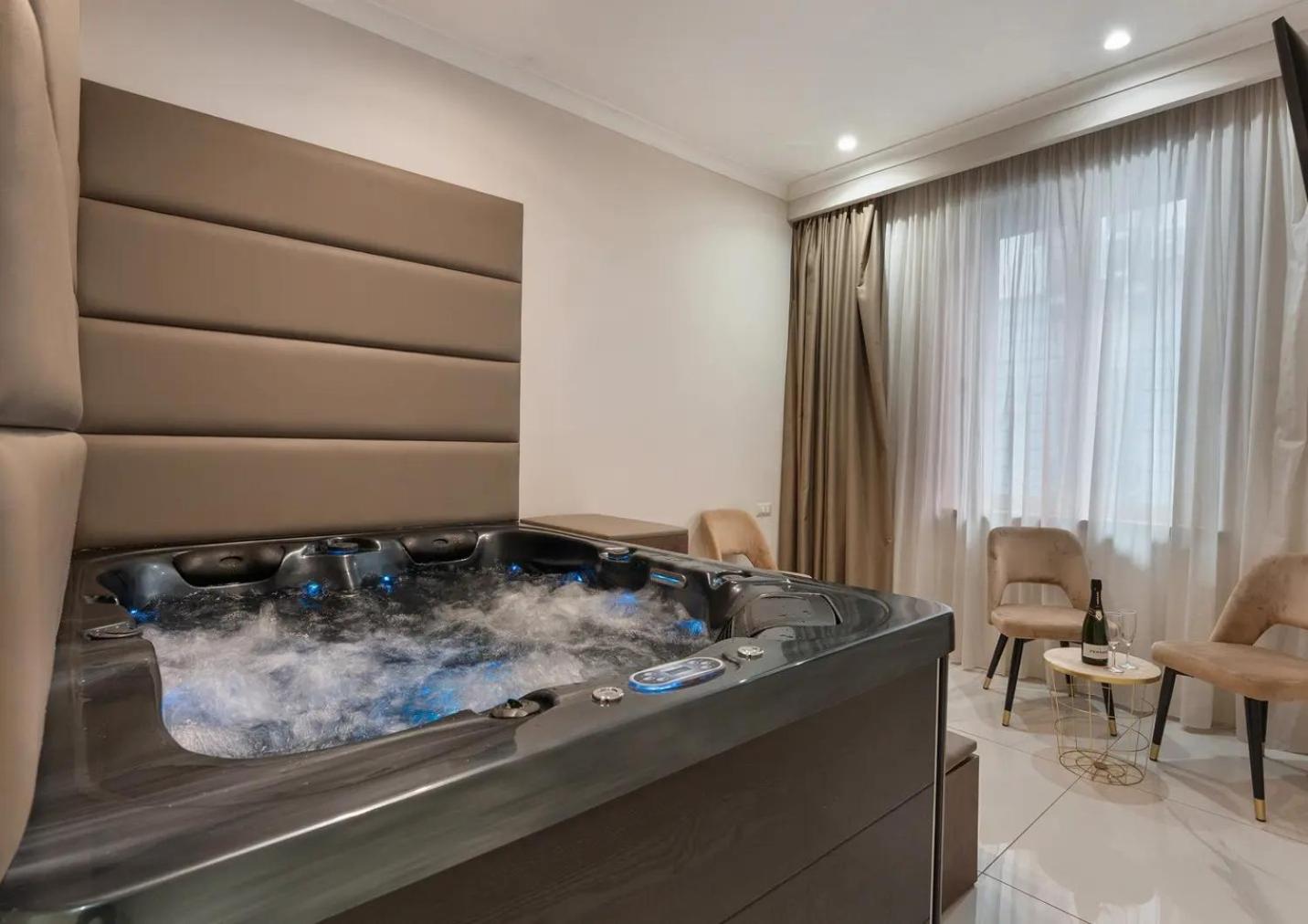Double Room with Spa Bath