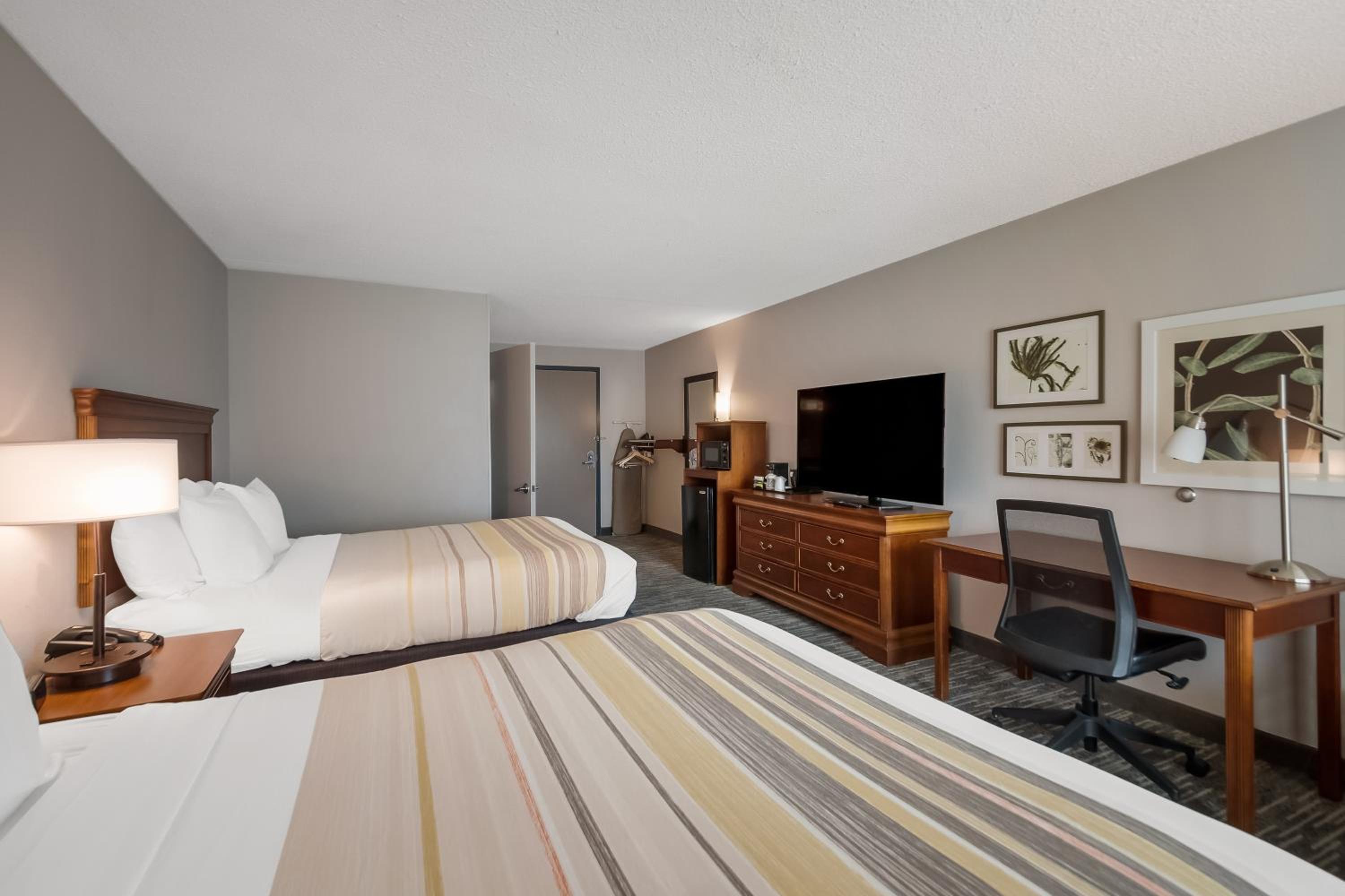 Country Inn & Suites by Radisson, Fredericksburg South I-95 , VA, Bild 2