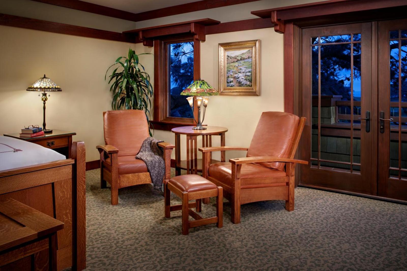 Blacker Suite - Photo 8