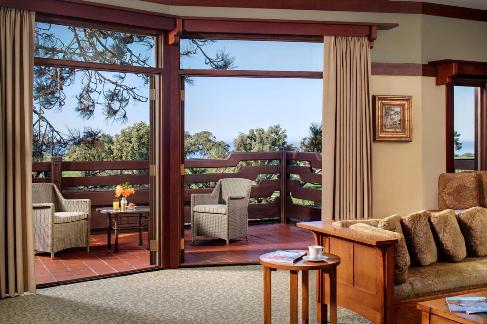 Blacker Suite - Photo 5