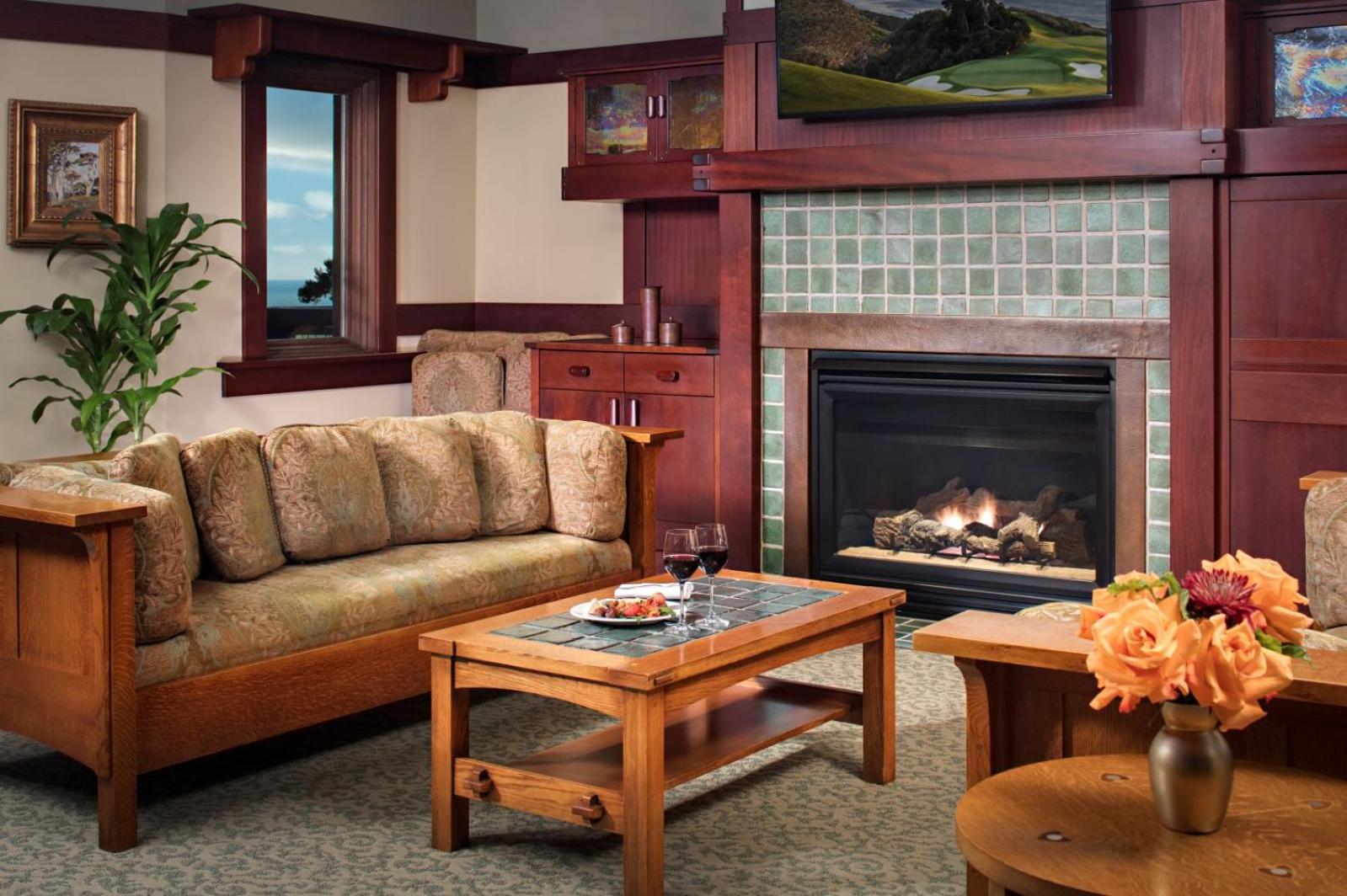 Blacker Suite - Photo 6