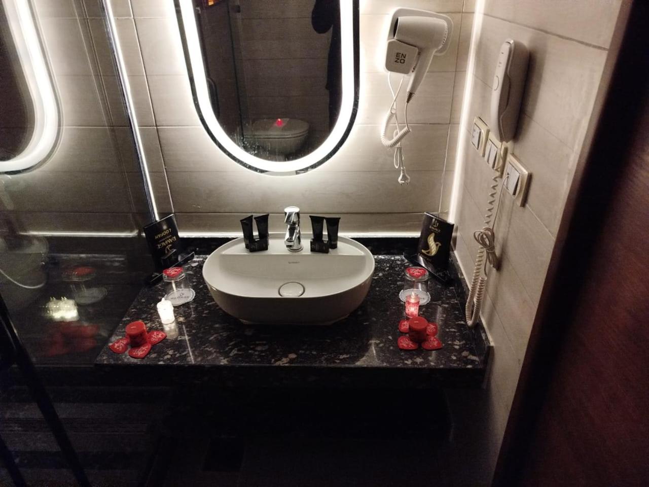 Deluxe Room with Garden View