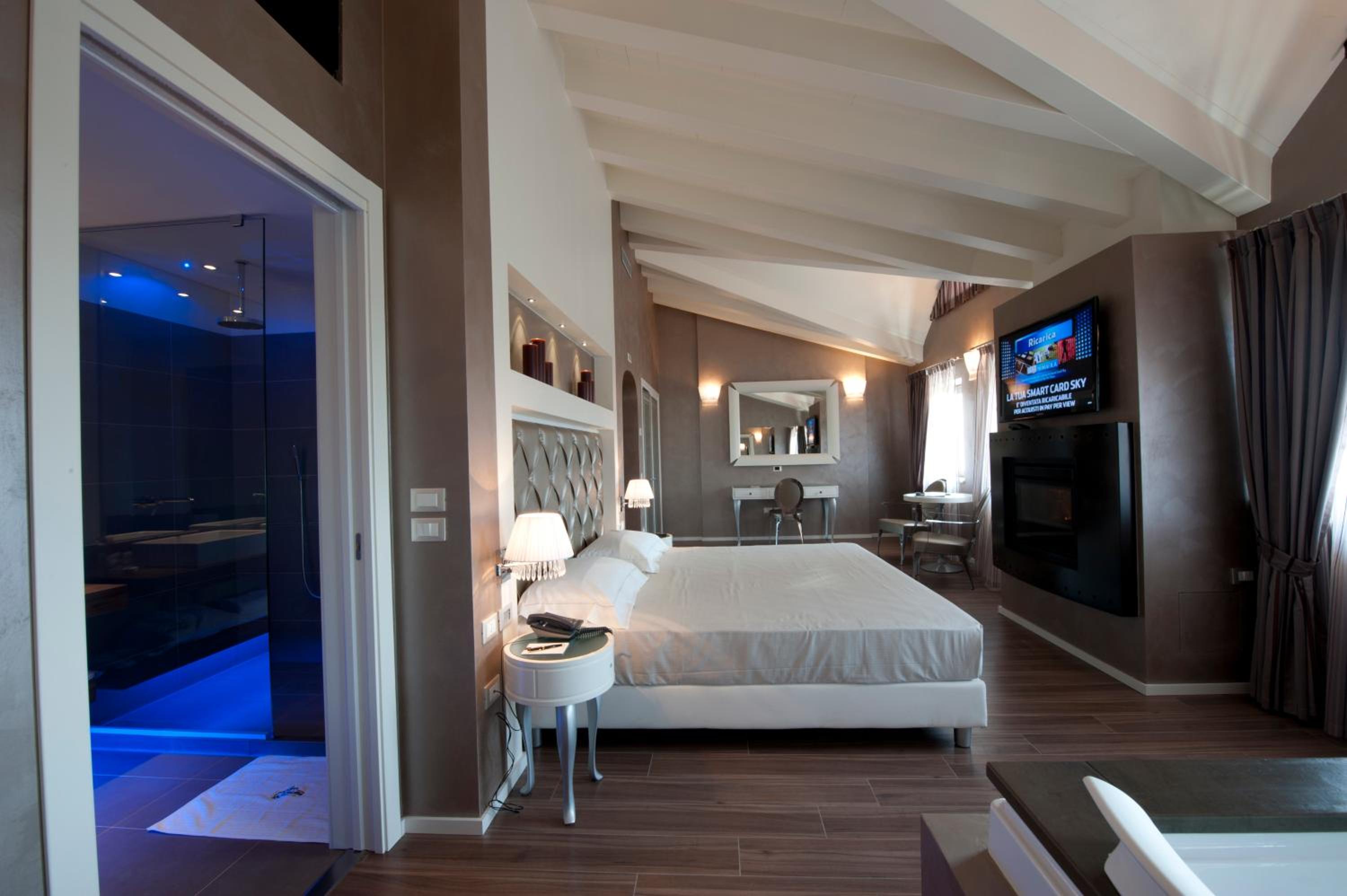 Executive Suite photo 3