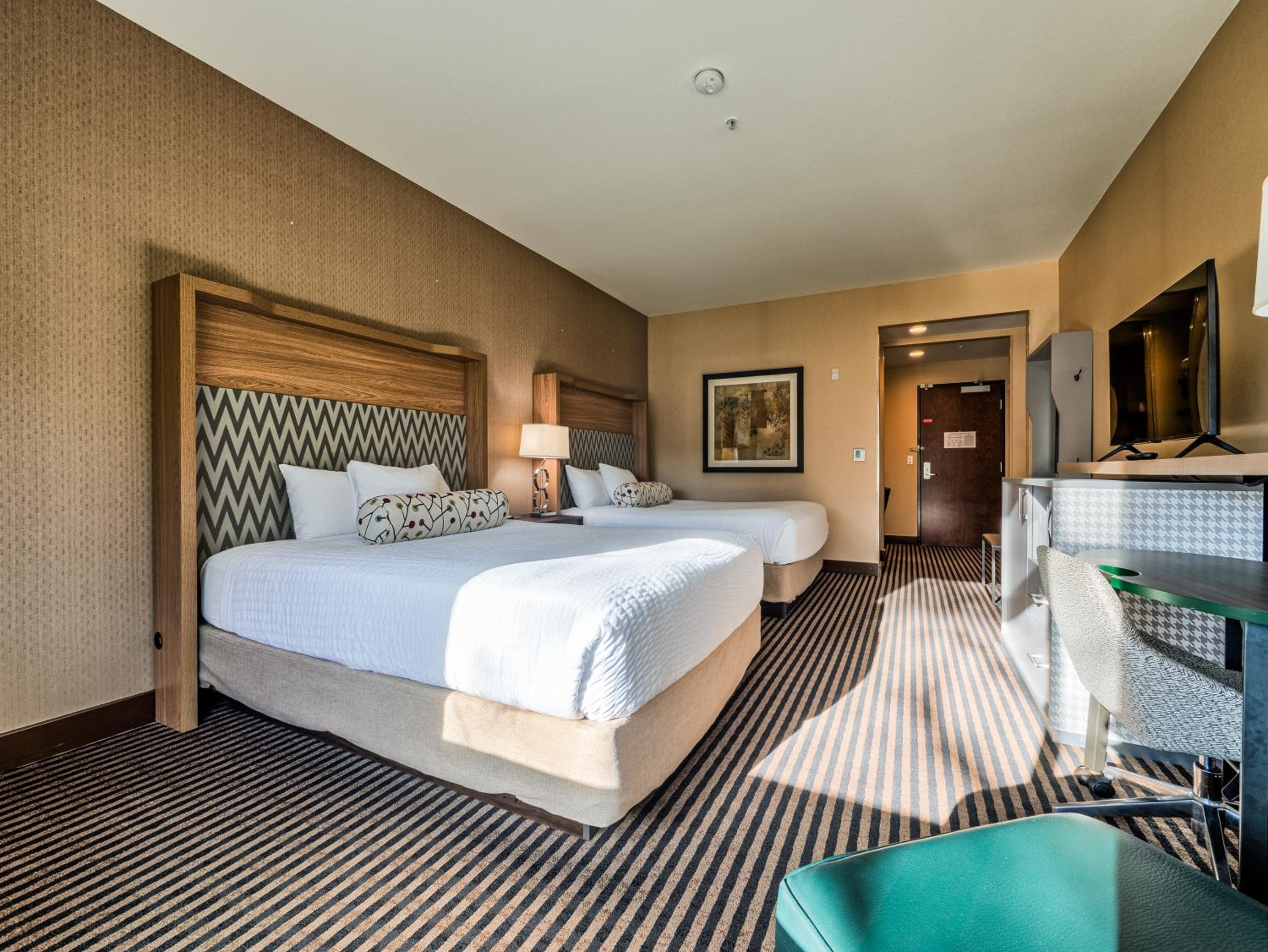 Standard Queen Room with Two Queen Beds