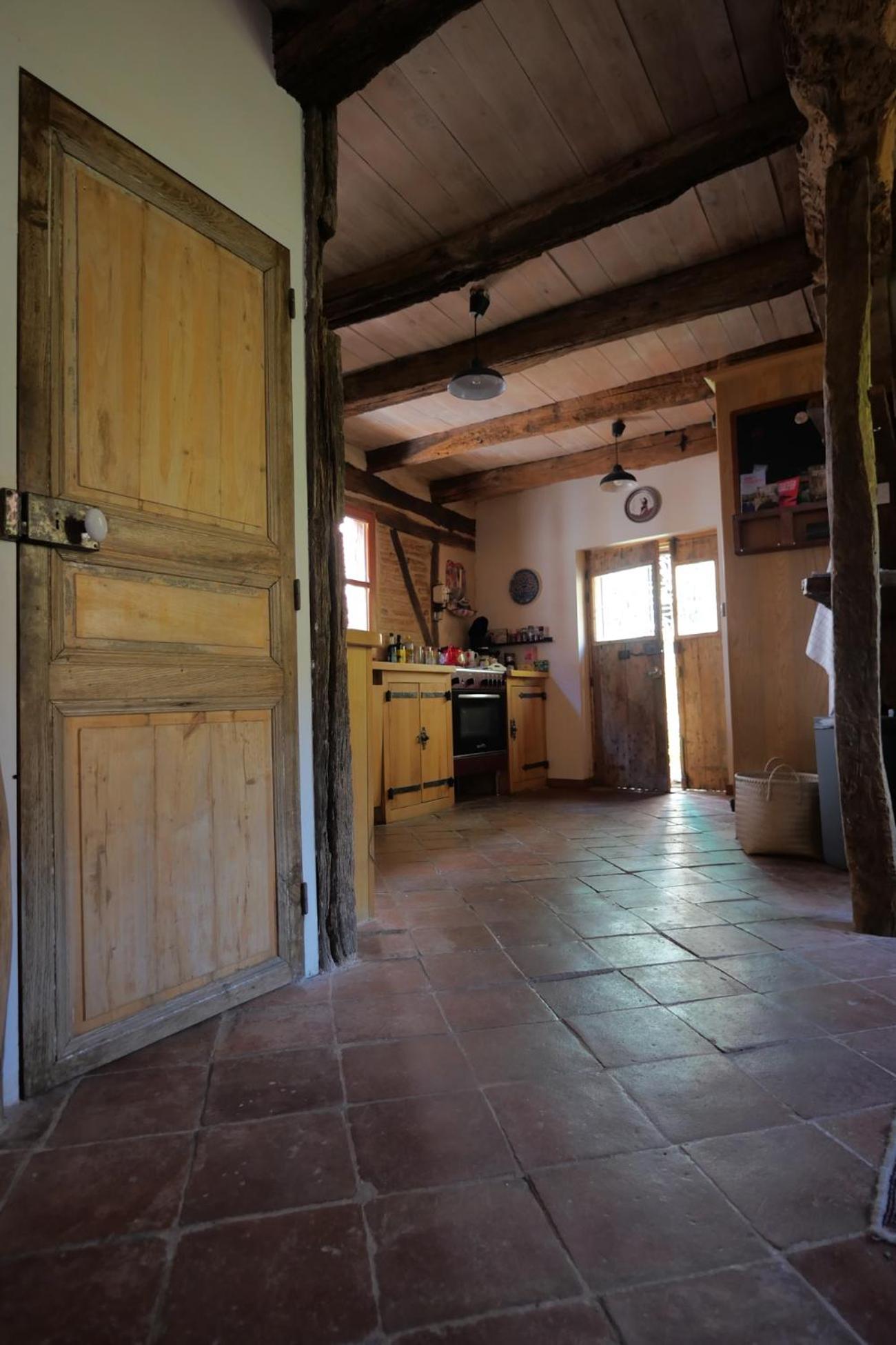 Apartment - Photo 8