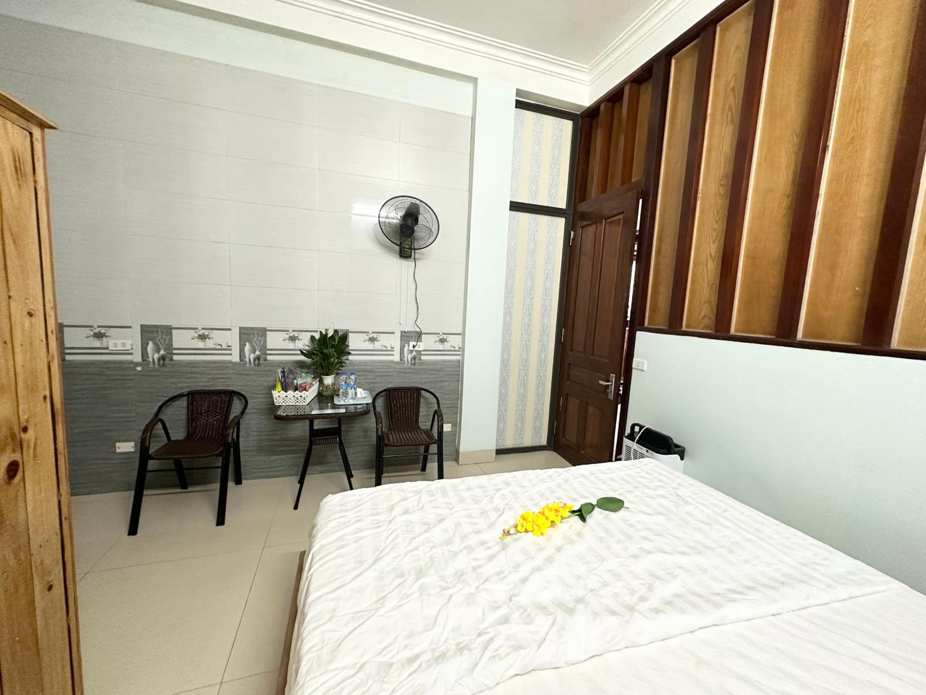Large Double Room photo 3