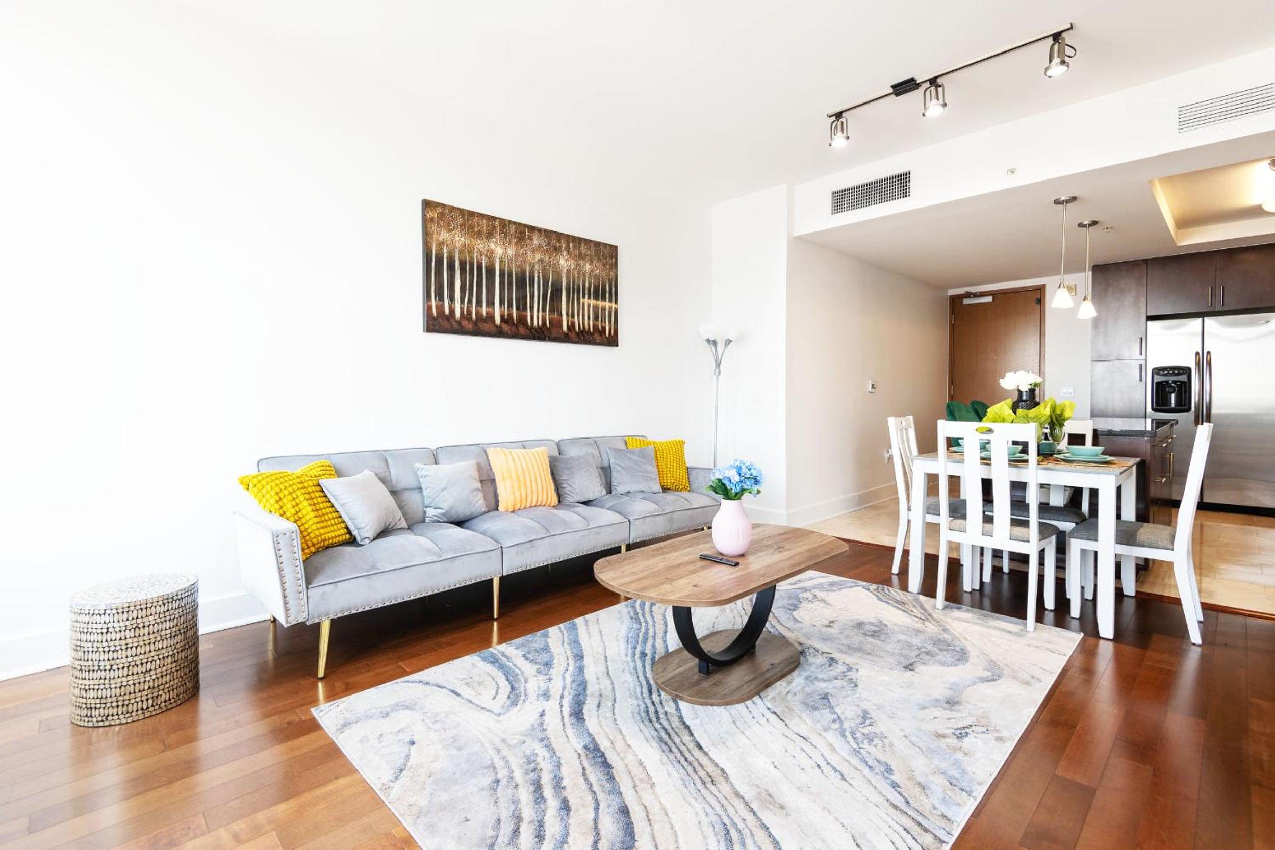 One-Bedroom Apartment with City View