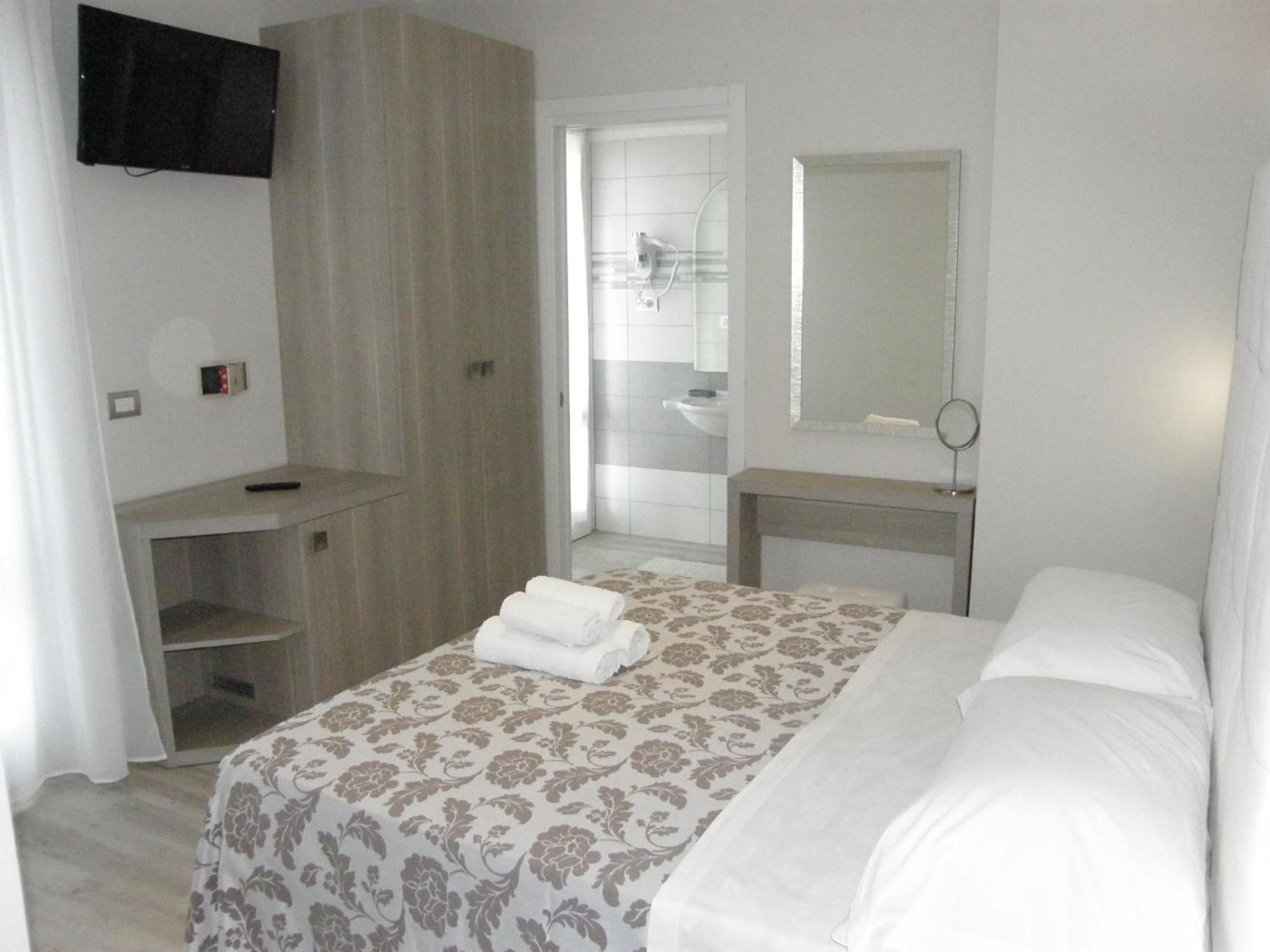 Superior Double Room photo 2