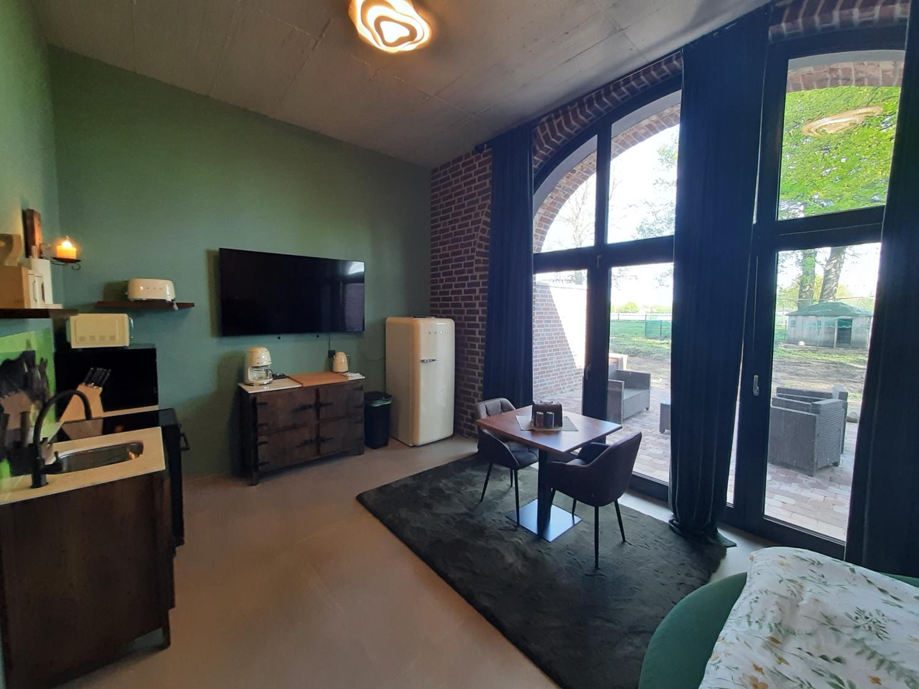 Apartment - Ground Floor photo 2