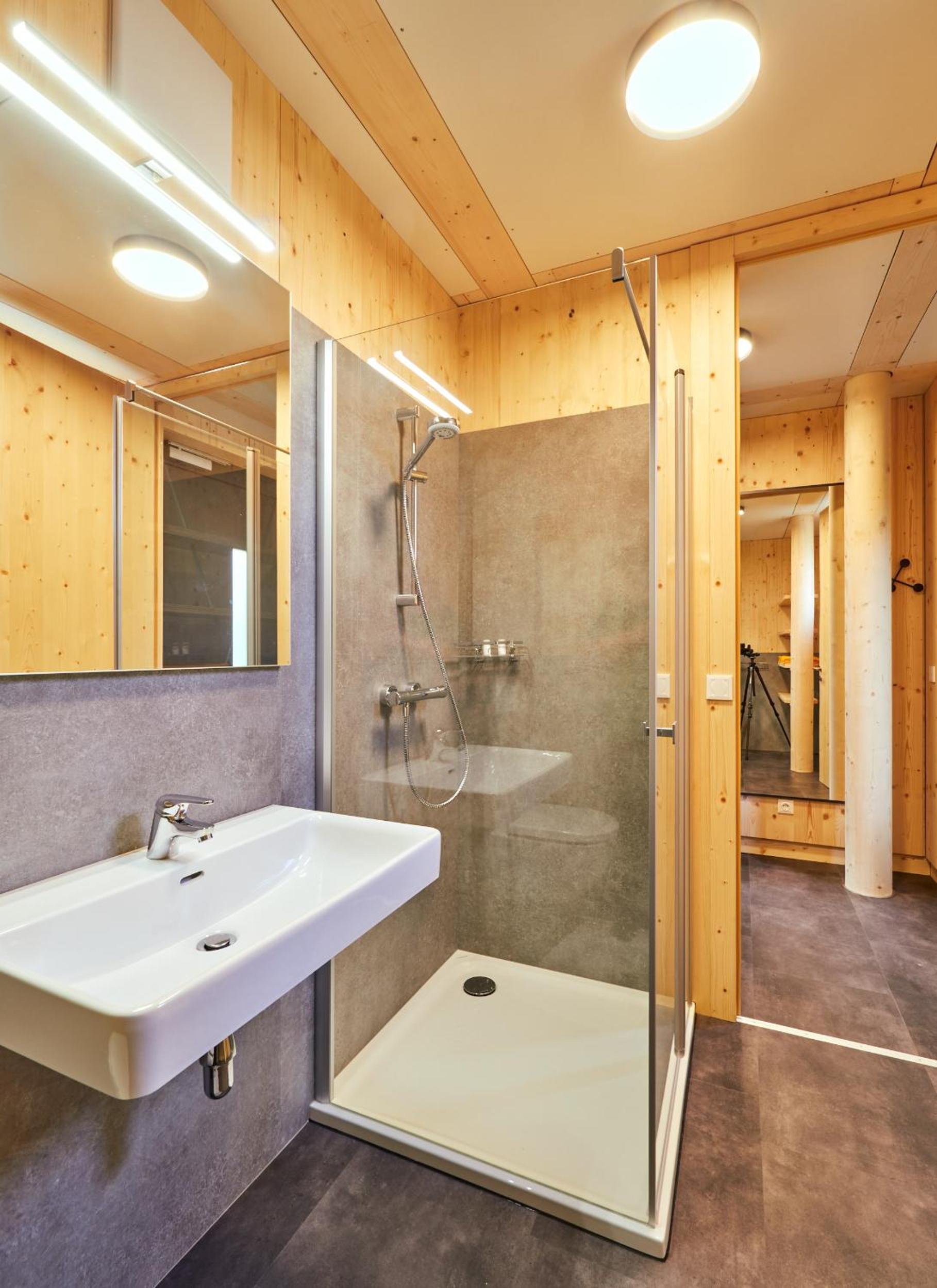 Apartment - Photo 3