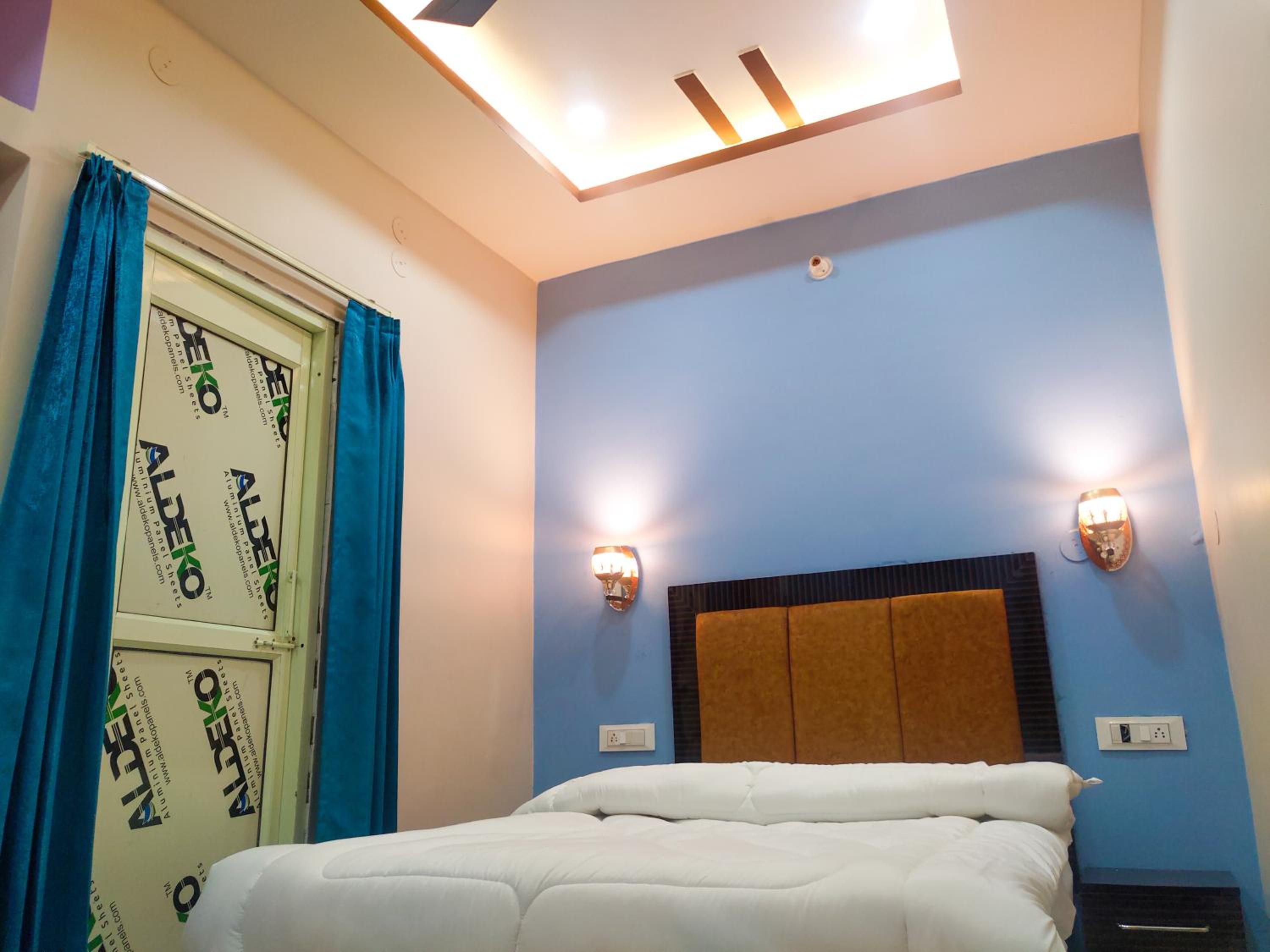 Deluxe Single Room photo 3