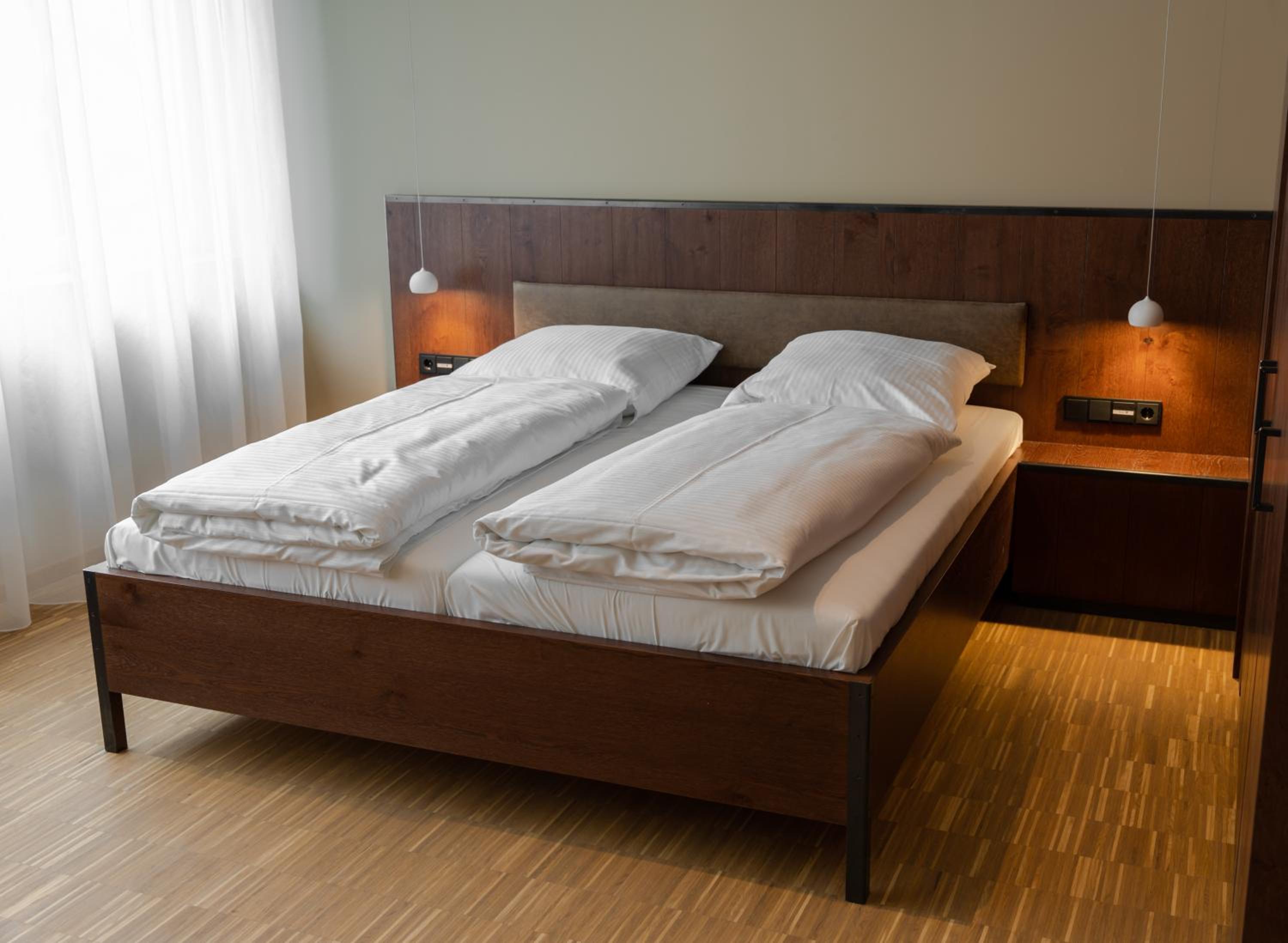 Deluxe Junior Suite - Photo 8