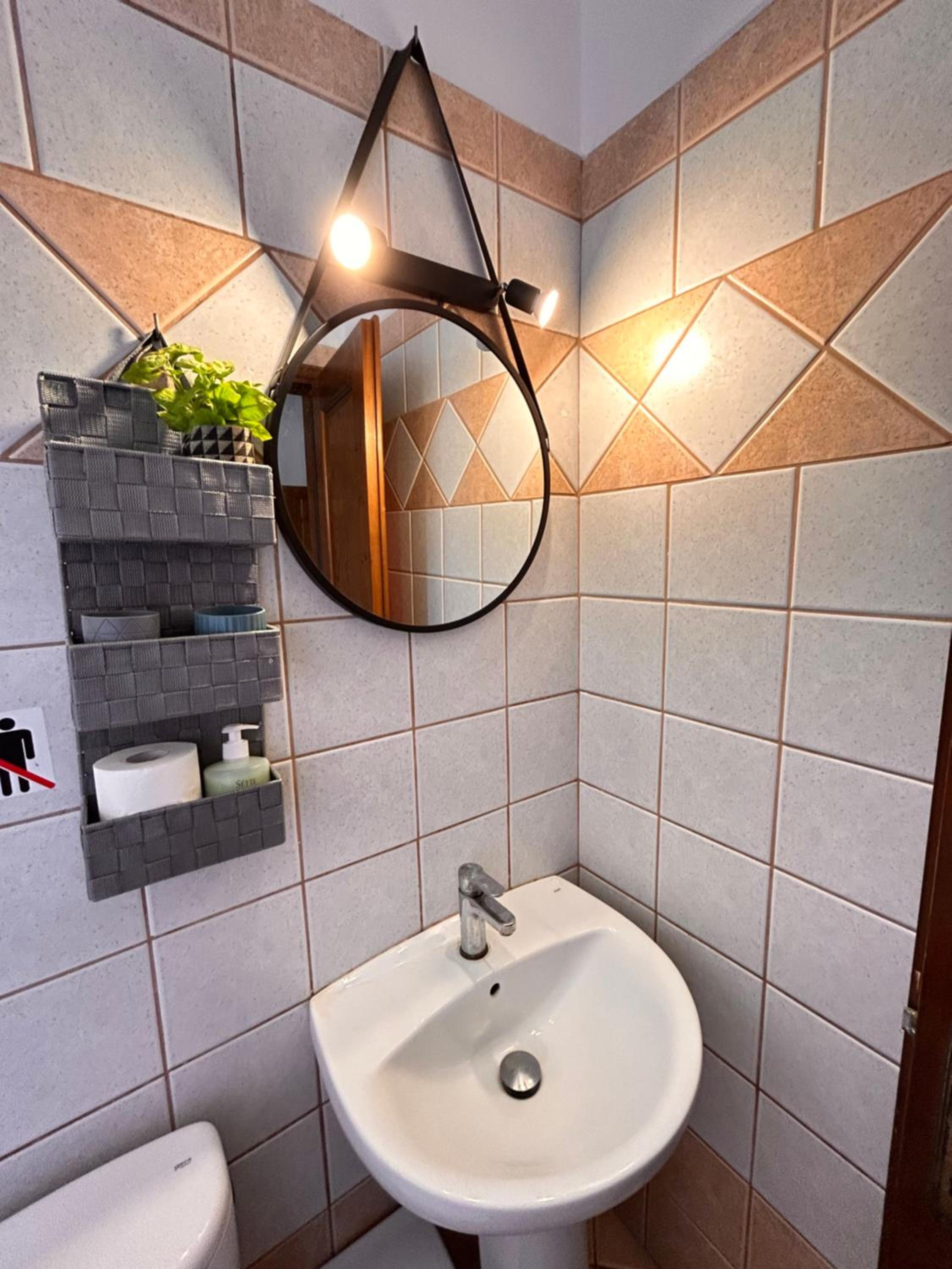 One-Bedroom Apartment with Balcony photo 1