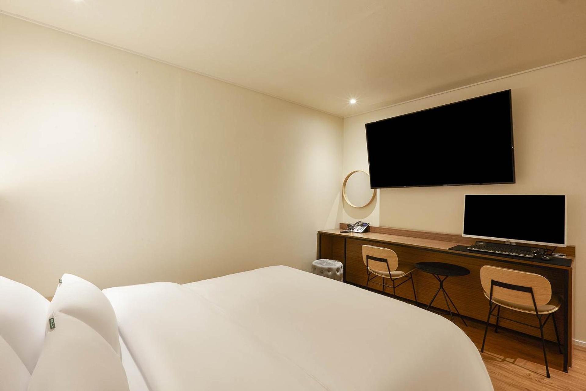 Deluxe Double Room photo 2