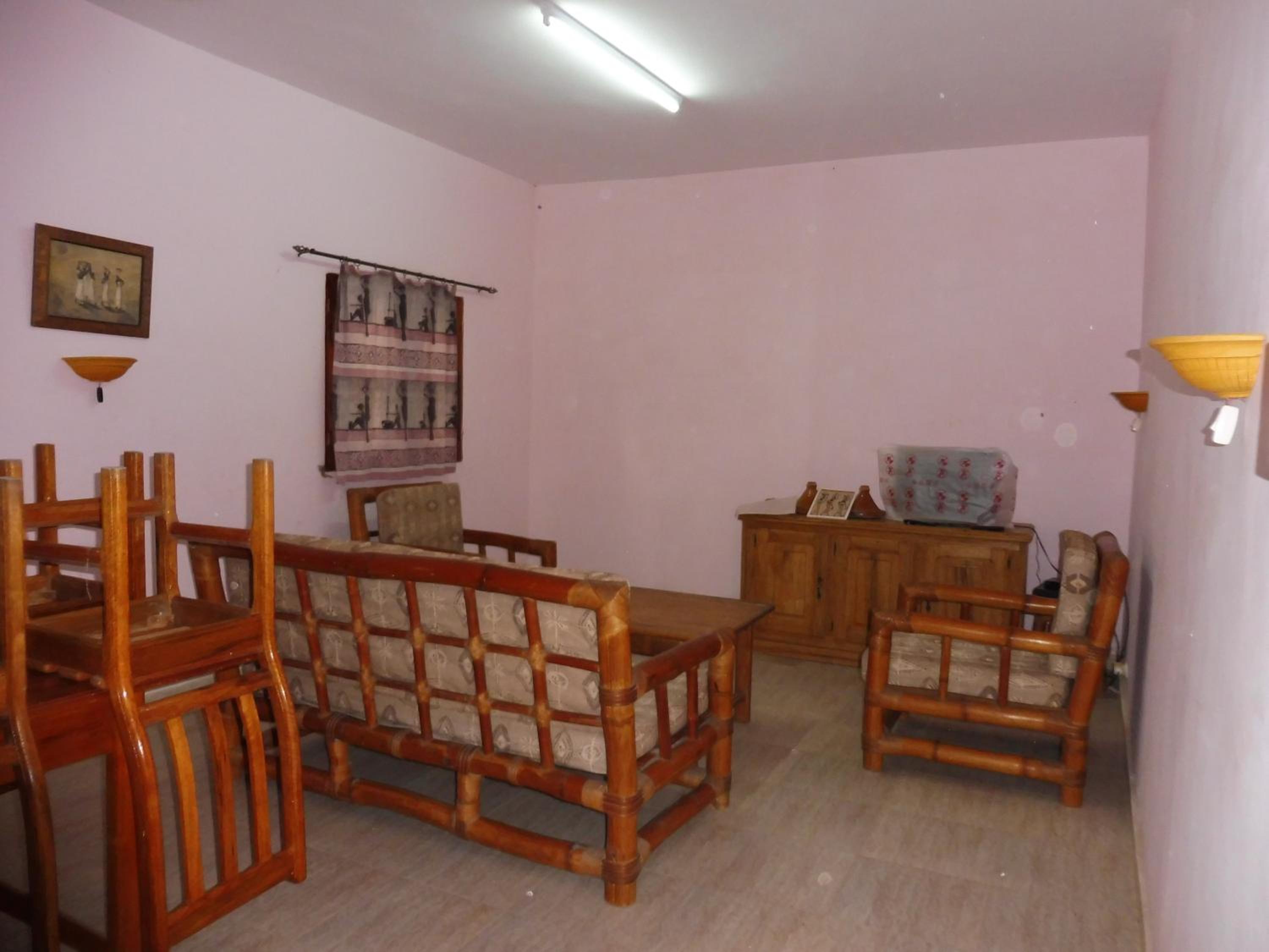 One-Bedroom House photo 1
