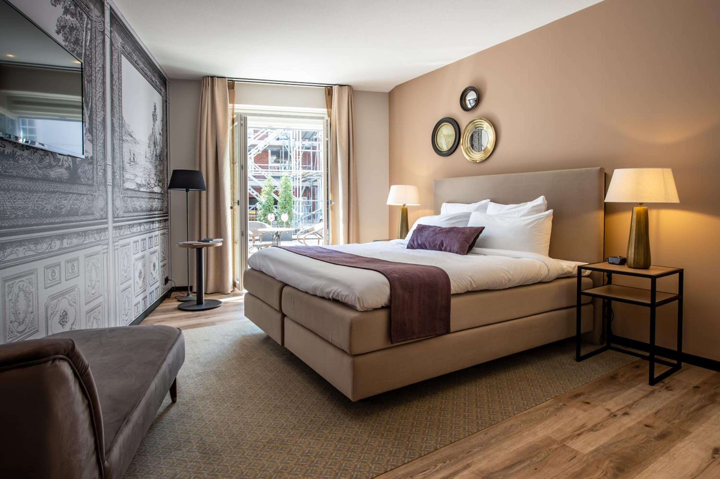 King Room with Garden View
