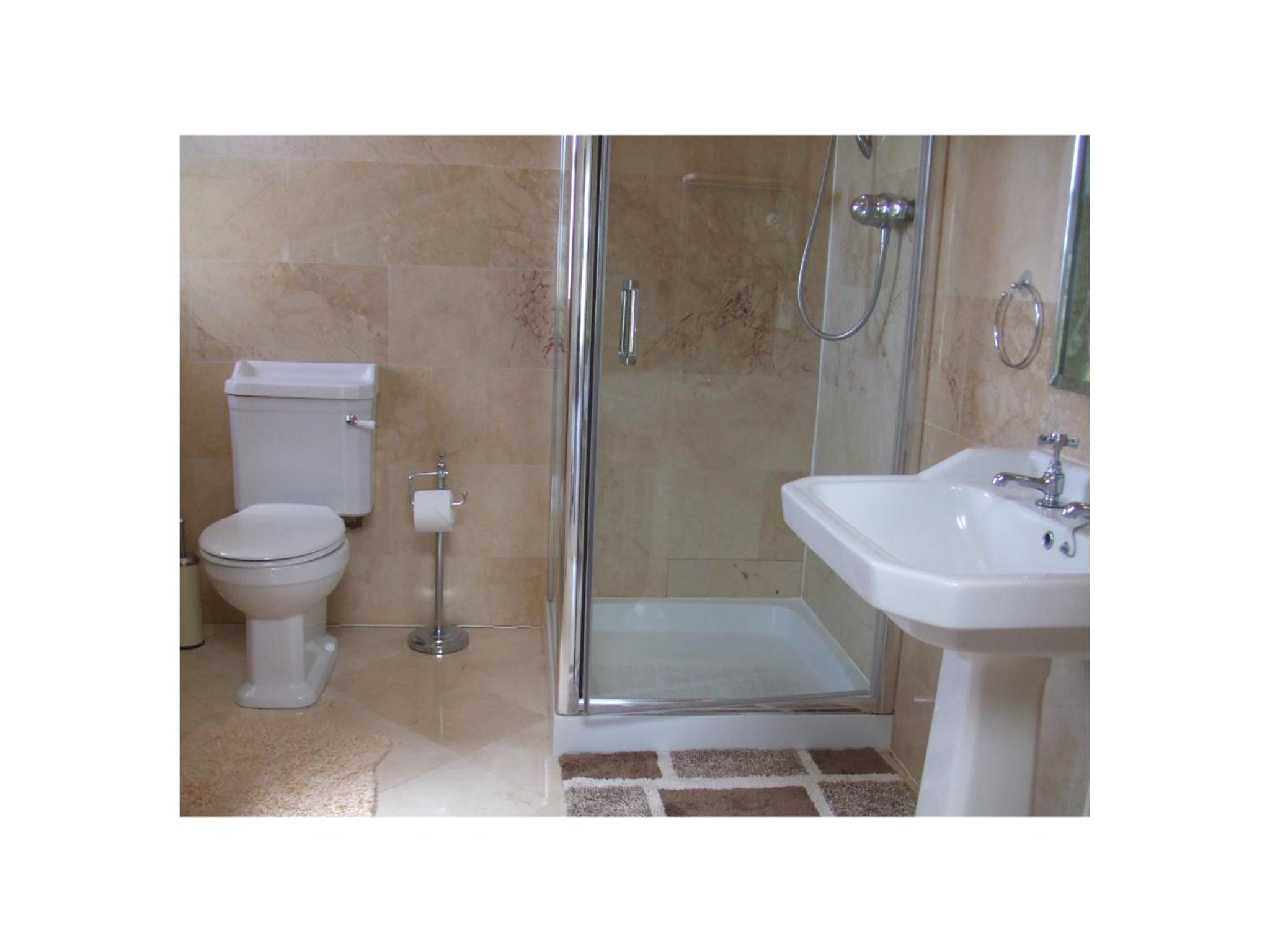 Deluxe Double Room with Shower photo 2