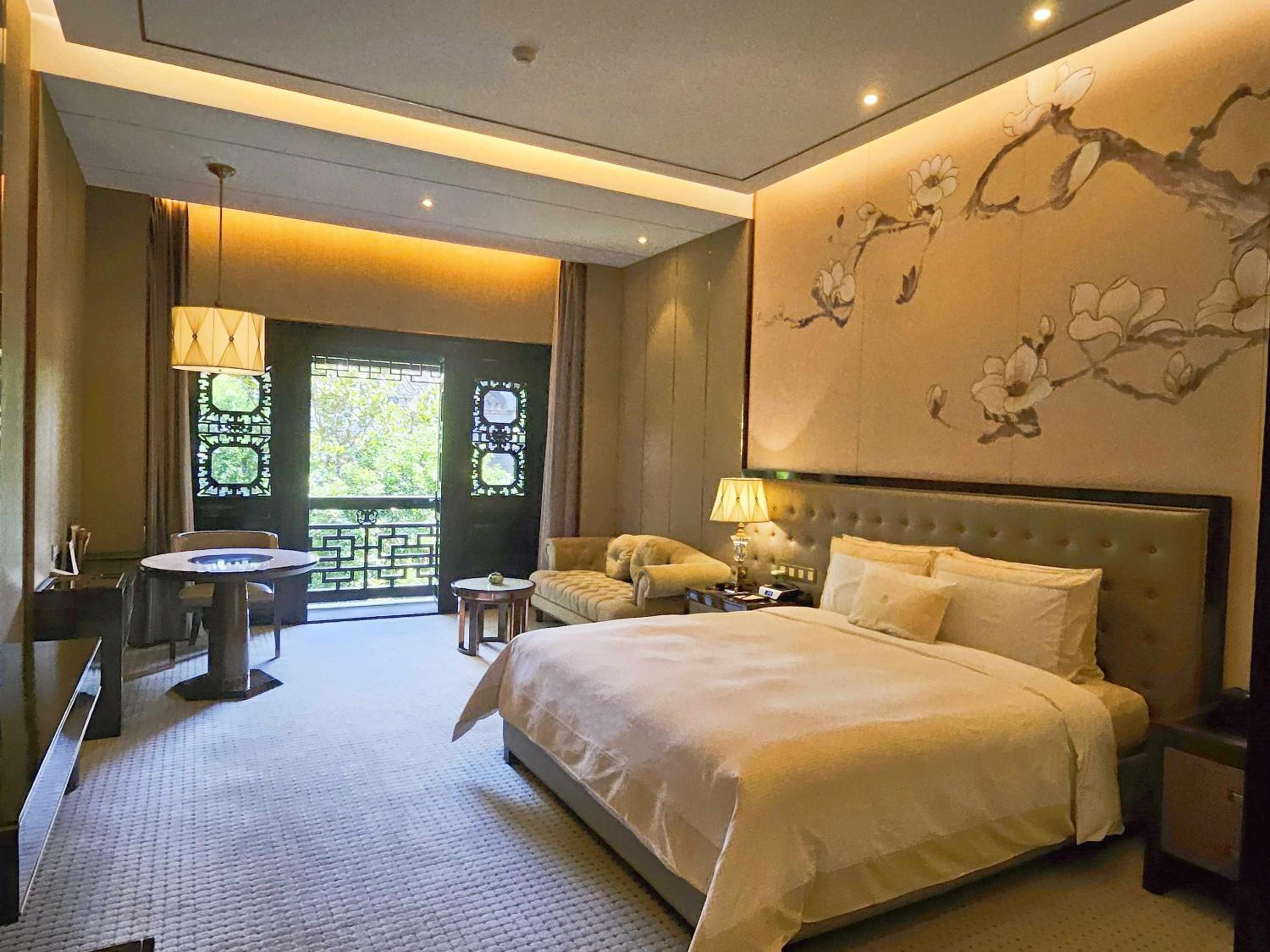 Superior Queen Room
