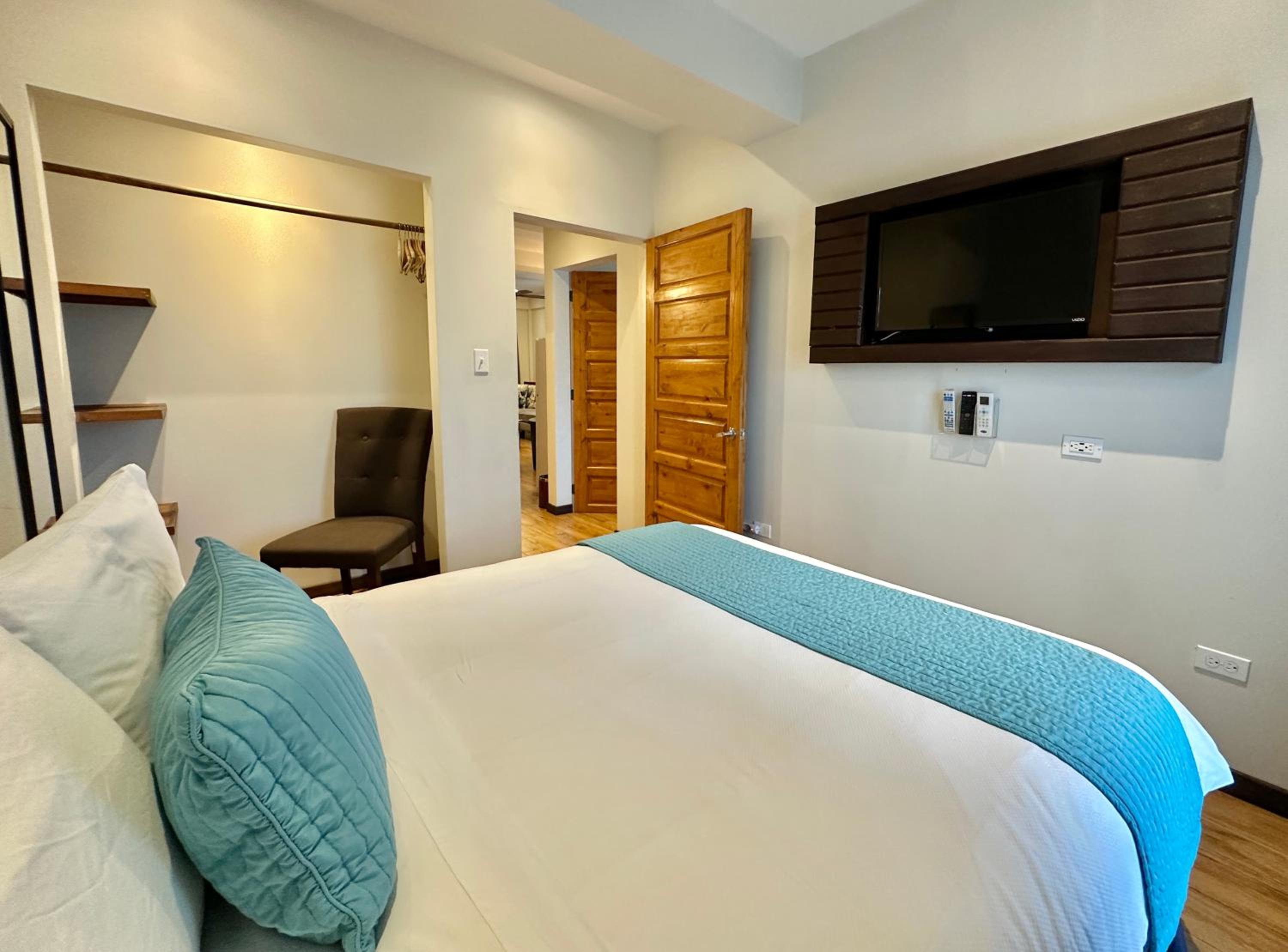 Executive Suite photo 3