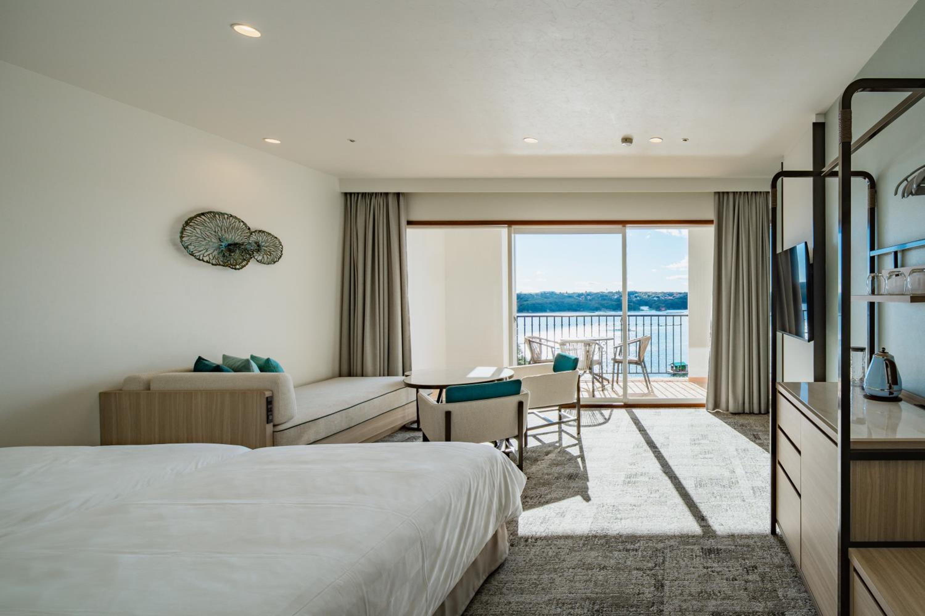Twin Room with Sea View - Photo 4