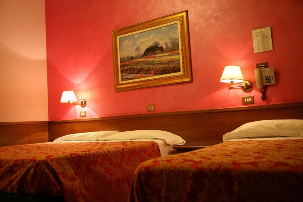 Triple Room - Photo 1