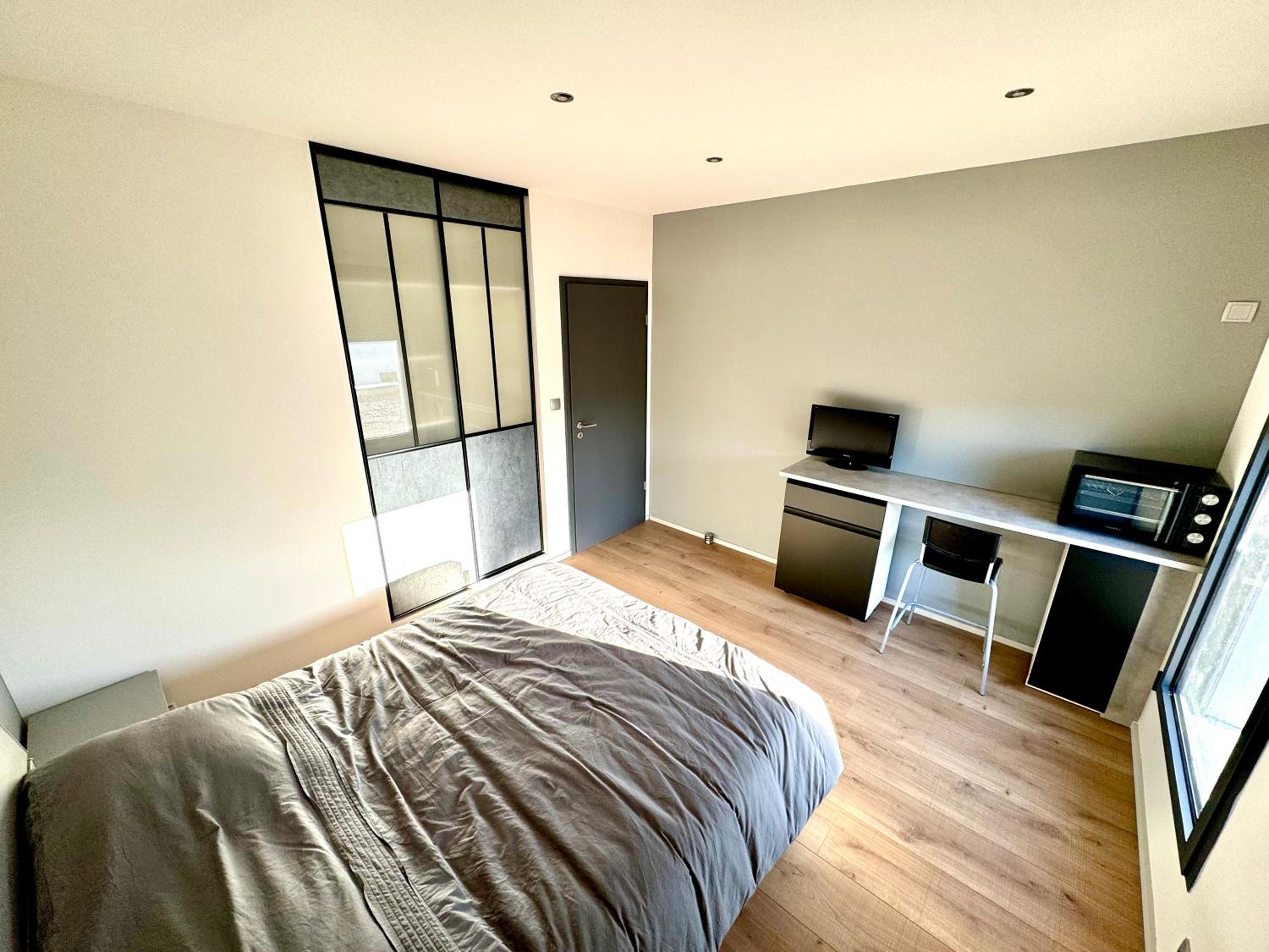 Double Room with Private Bathroom