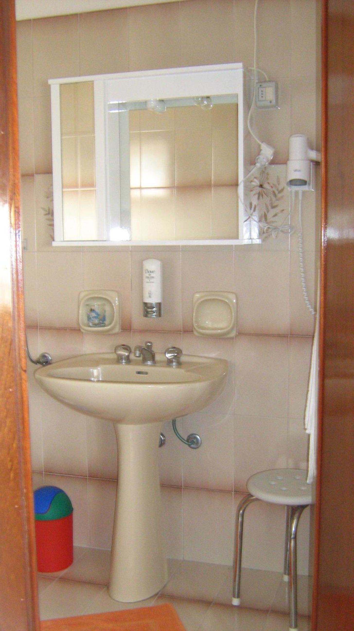 Quadruple Room - Photo 33