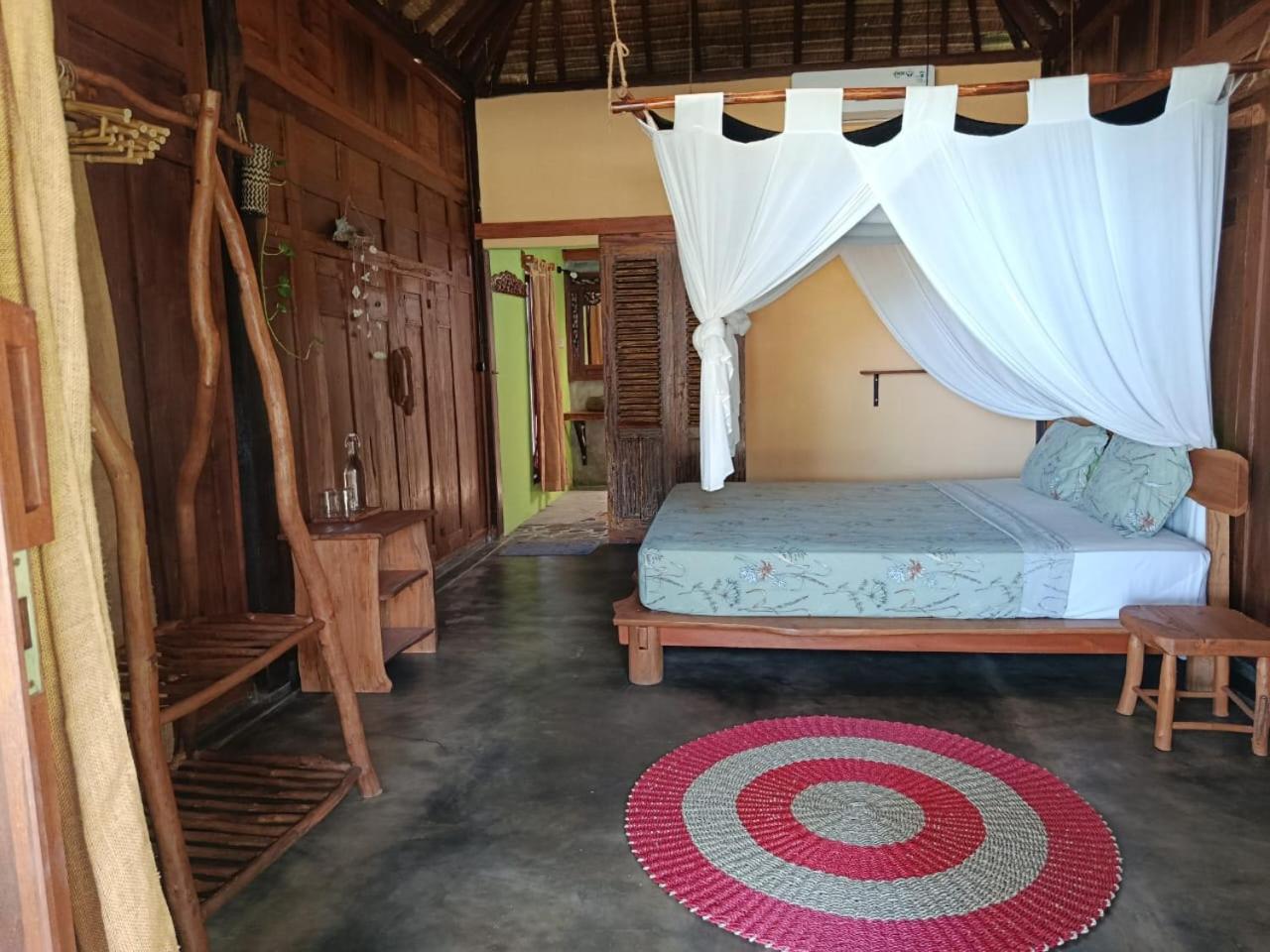Deluxe Bungalow with Sea View