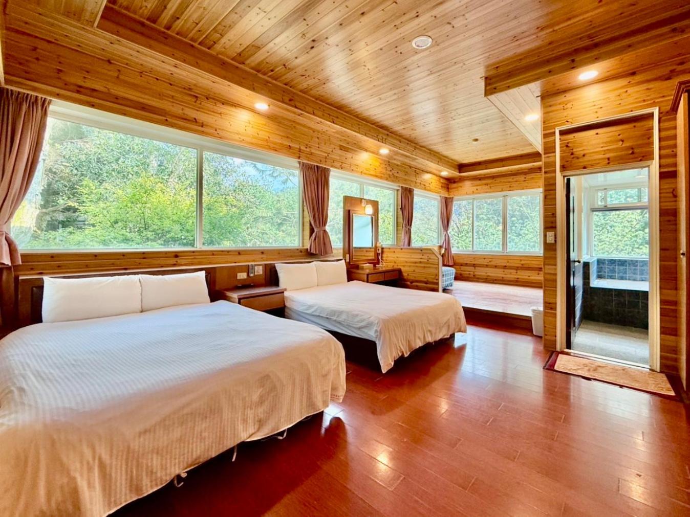 Luxury Quadruple Room