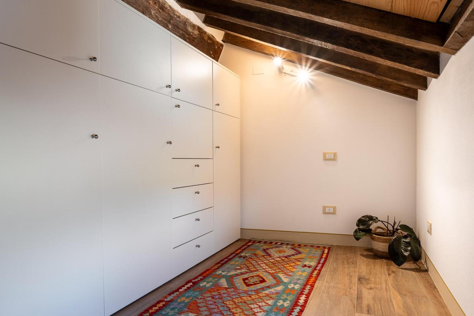 One-bedroom Loft Apartment  photo 1