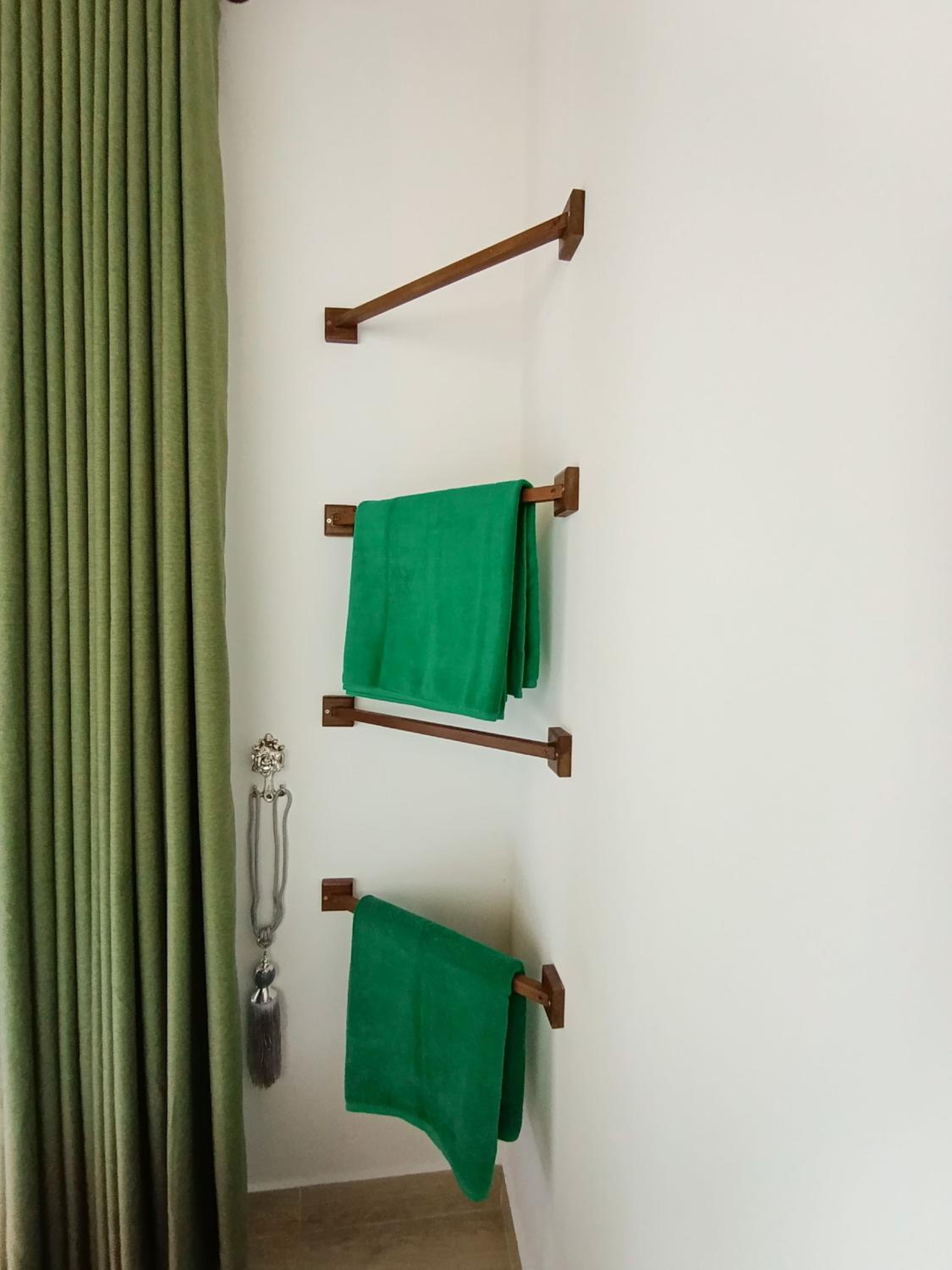 Family Room with Balcony photo 3