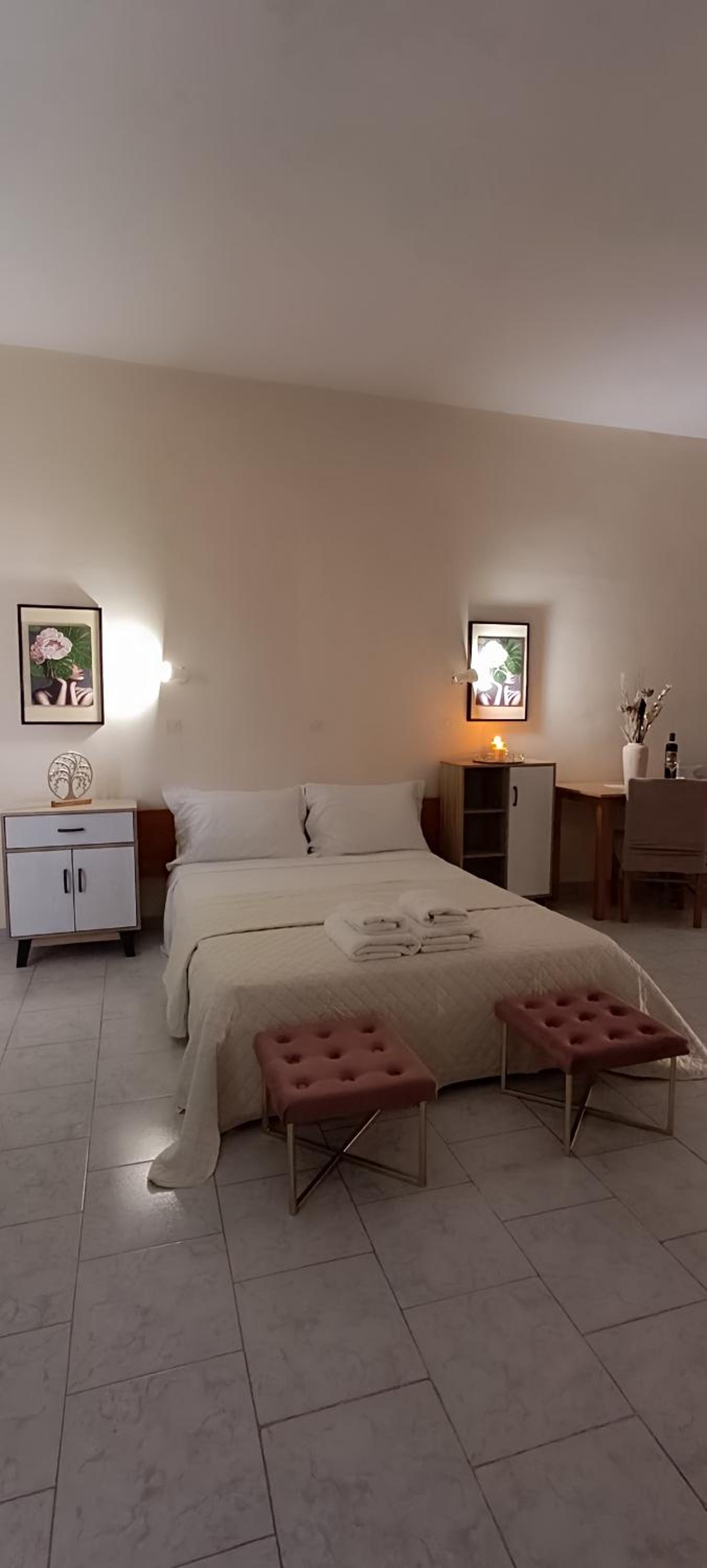 Deluxe Double Room with Balcony photo 1