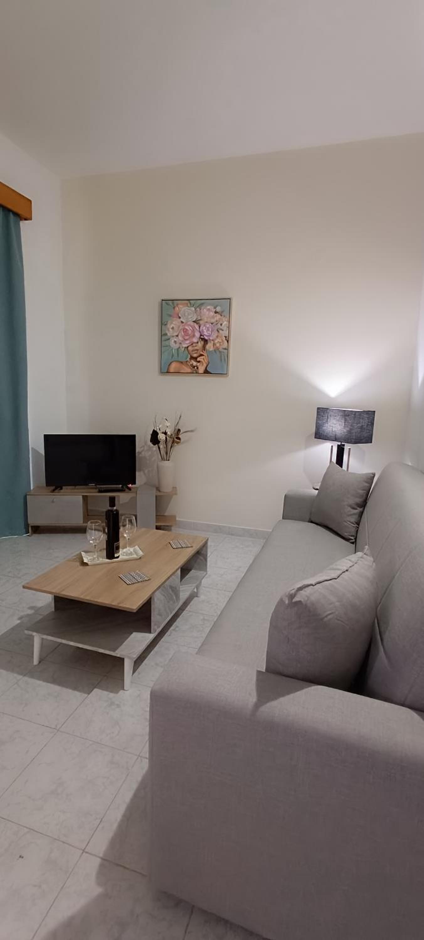 Apartment with View and Balcony photo 1