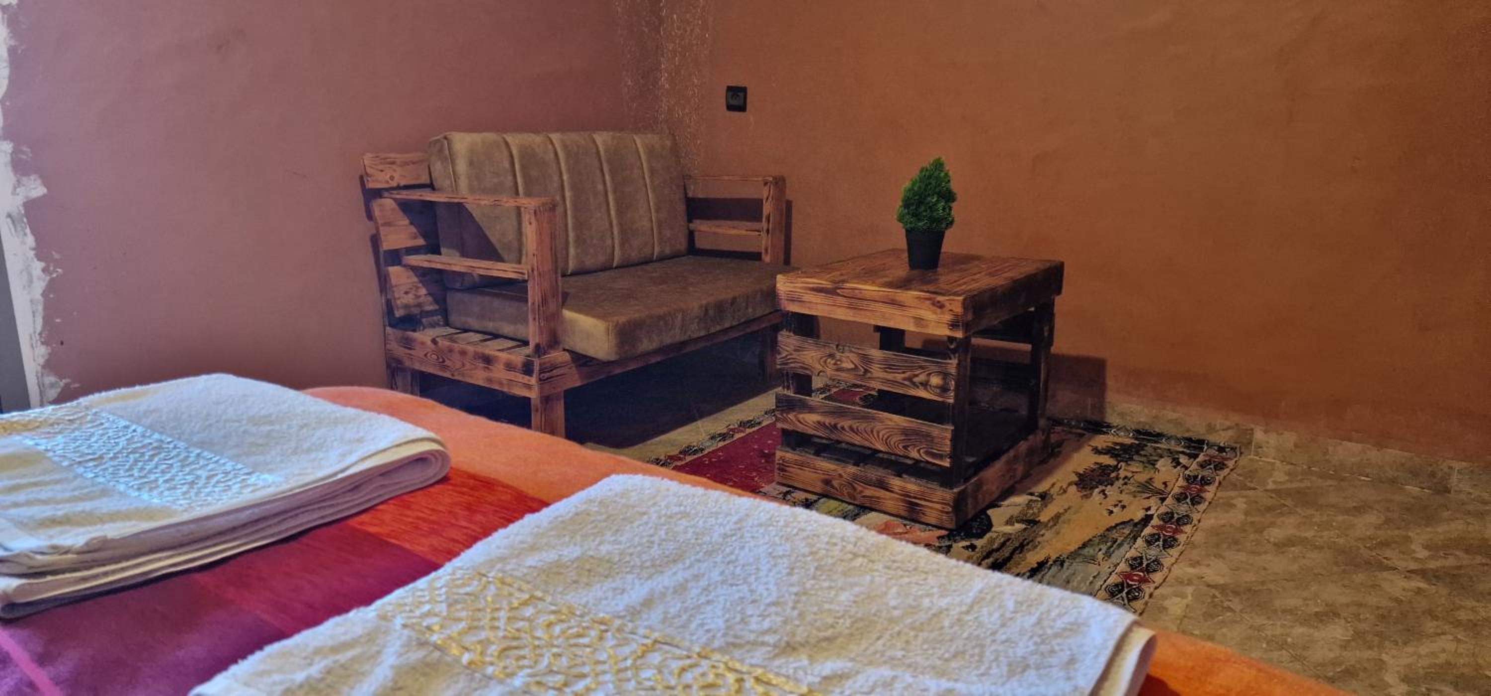 Apartment - Photo 2