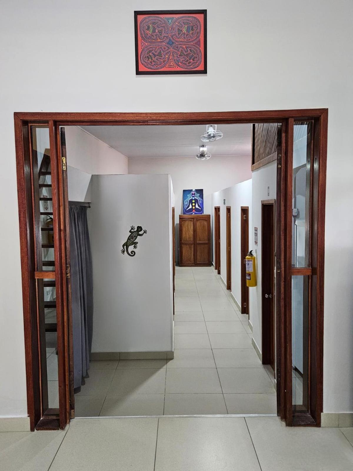 Small Single Room photo 2