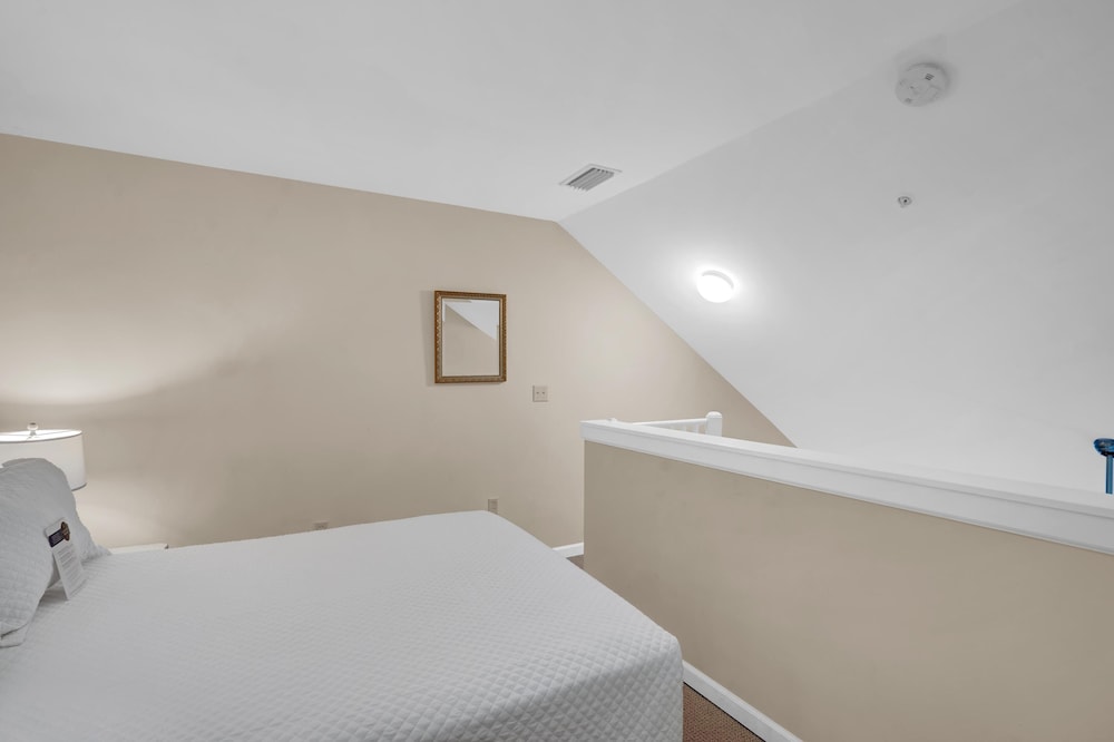 Condo, Multiple Beds (Grand Caribbean 422) photo 1