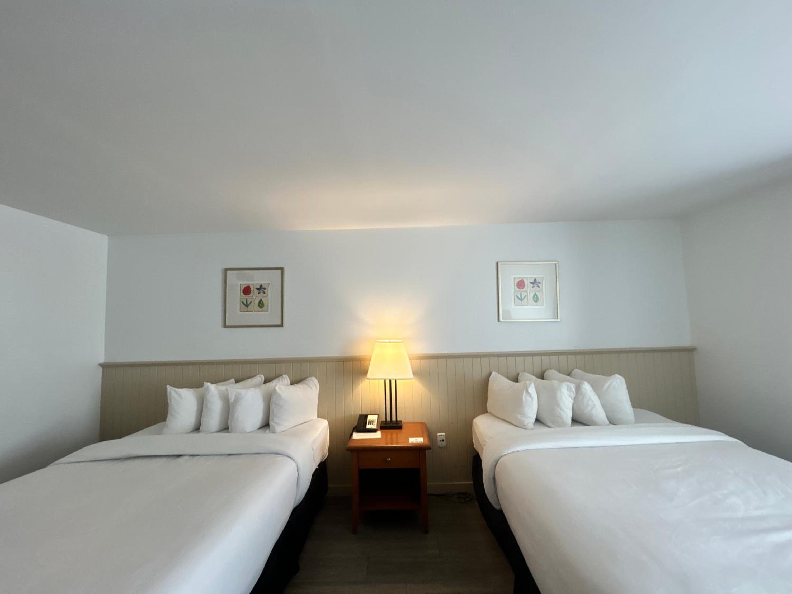 Renovated Standard Queen Room - North Building - Photo 2