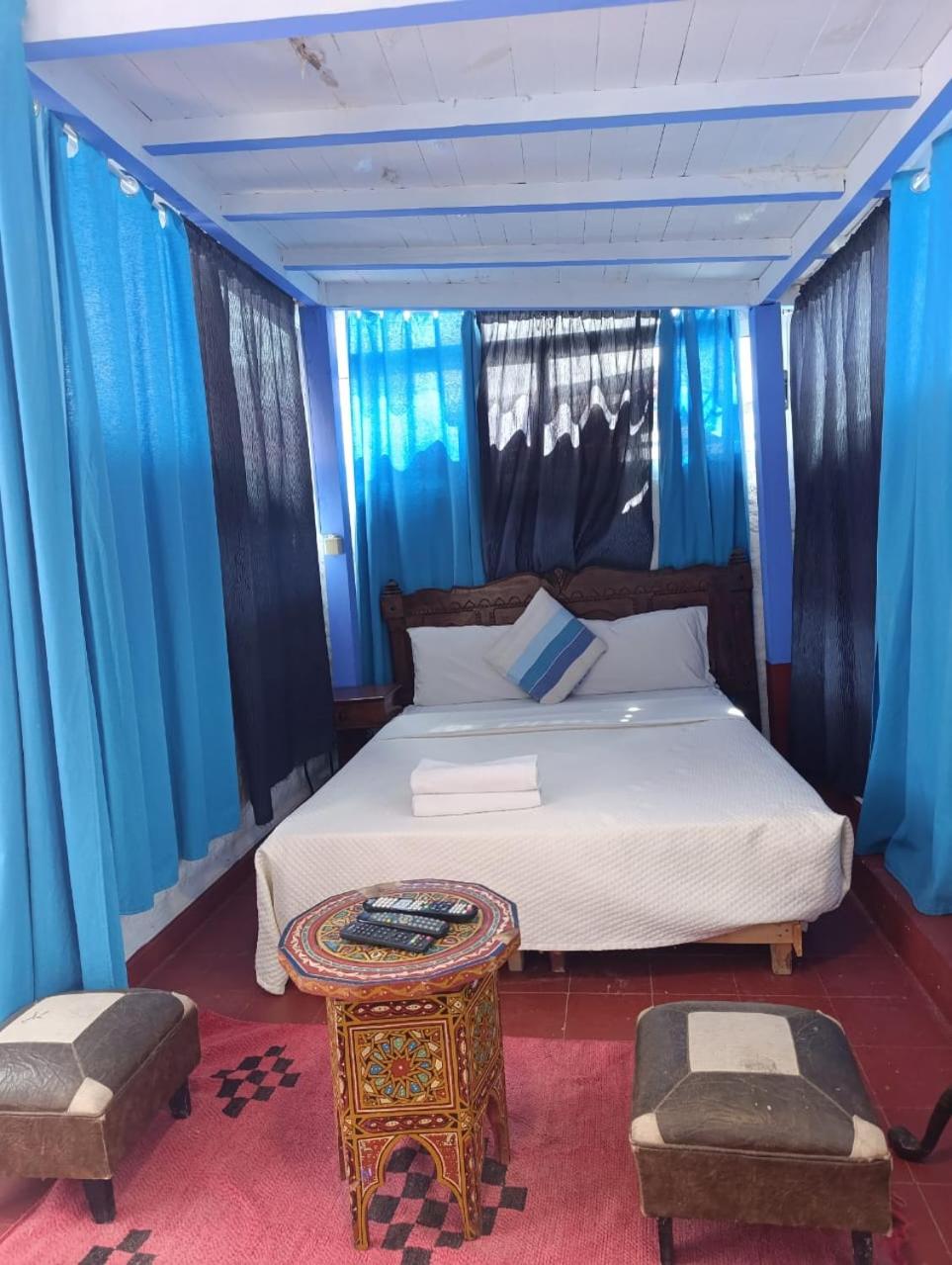 Triple Room with City View - Photo 4