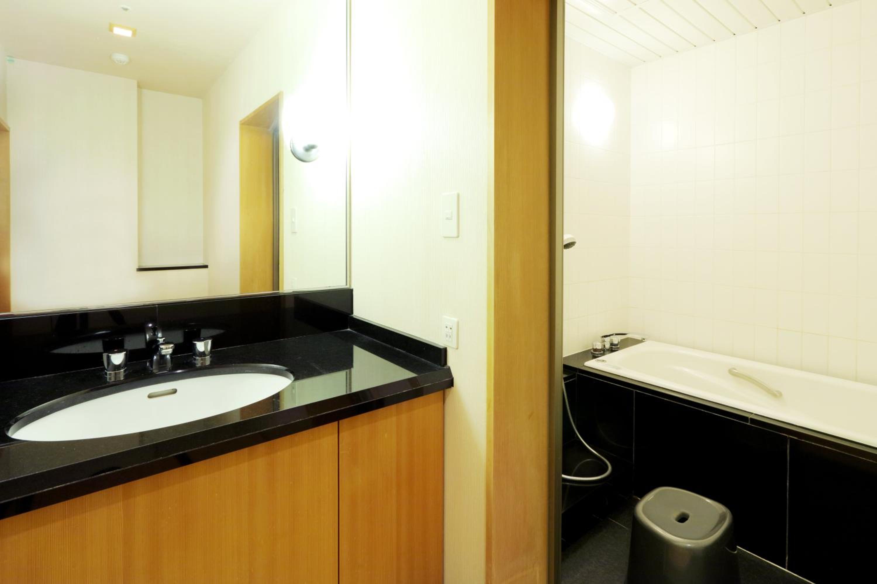 Japanese-Style Room - Non-Smoking - Photo 2
