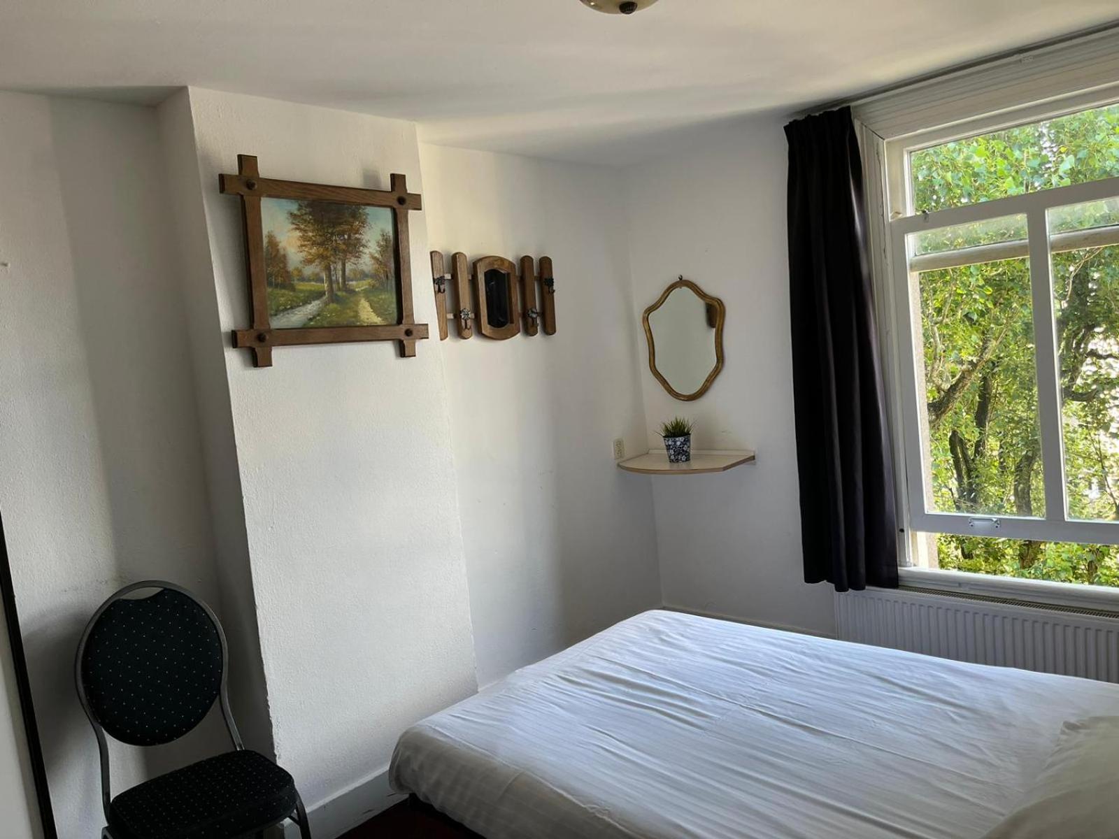 Standard Single Room with Shower