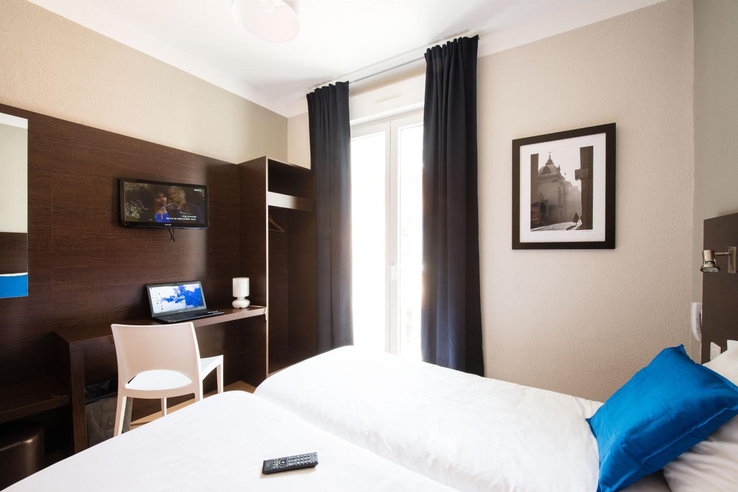 Superior Double or Twin Room - Photo 3
