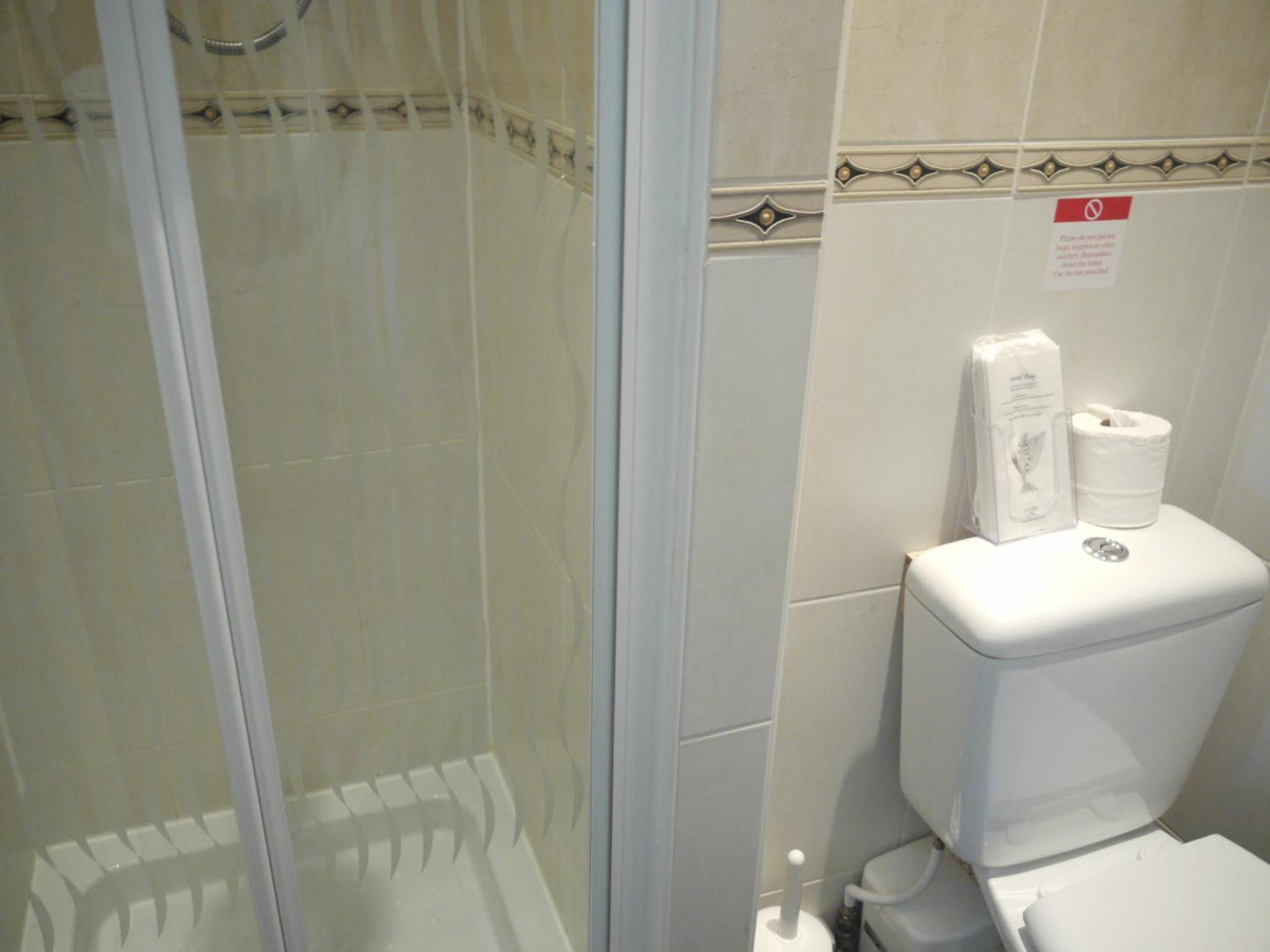 Small Compact Double photo 2