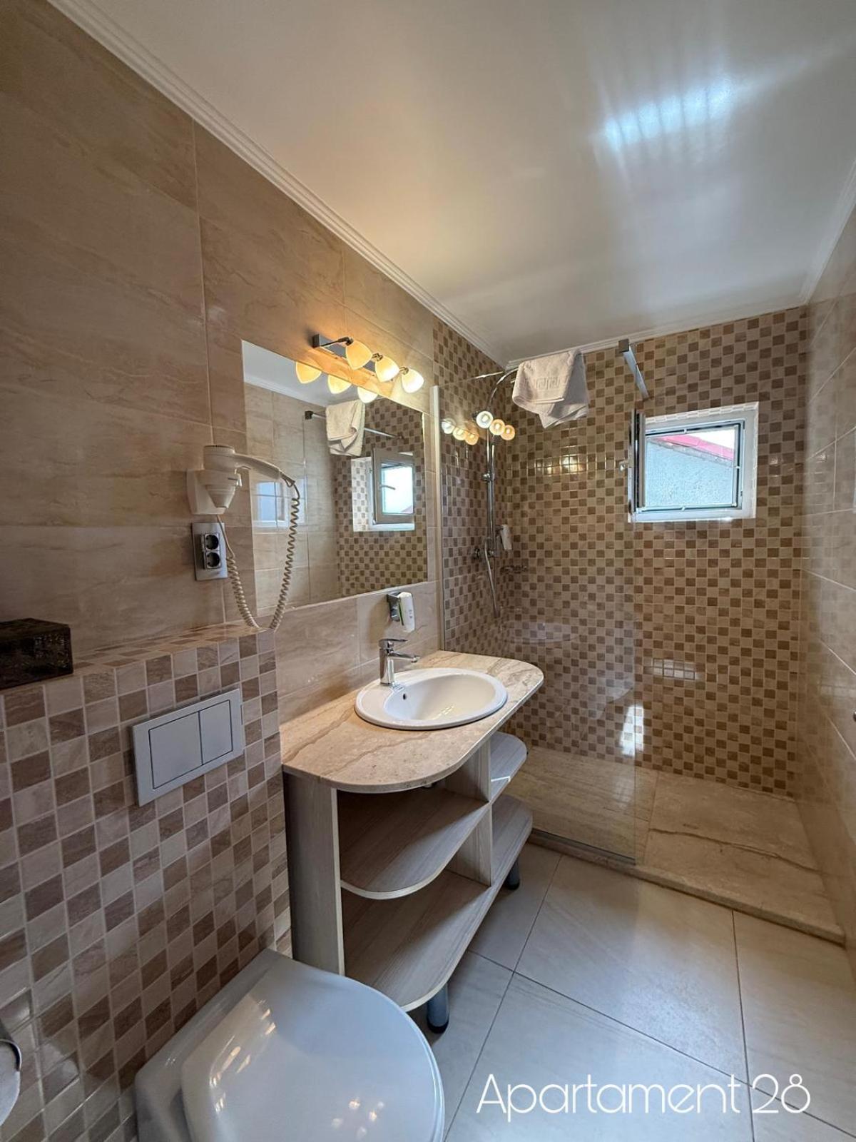 Two-Bedroom Deluxe Apartment with Balcony photo 1