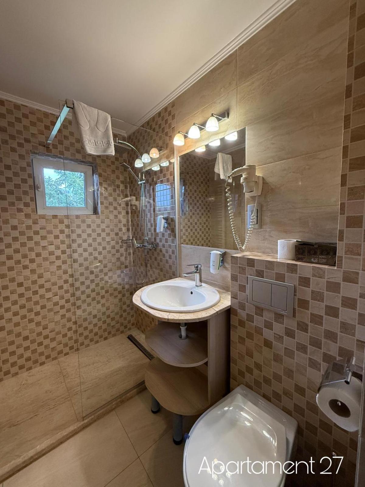 Two-Bedroom Deluxe Apartment with Balcony photo 1