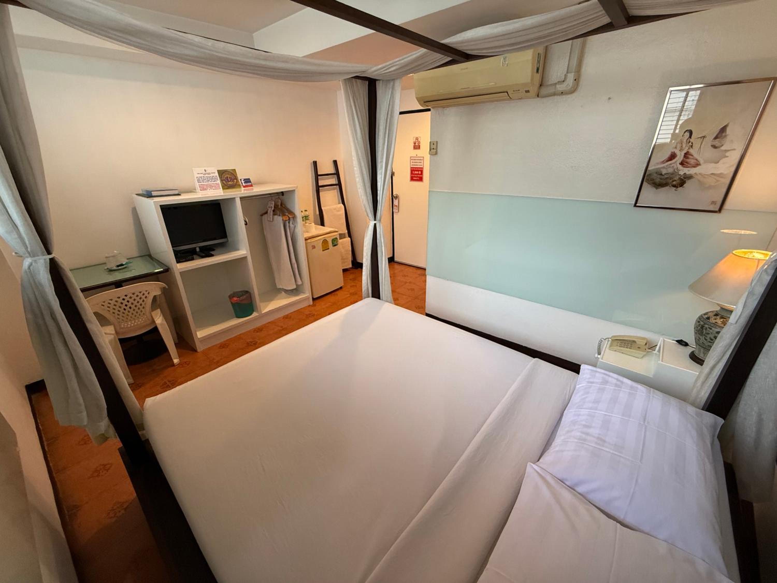 Standard Double Room photo 3